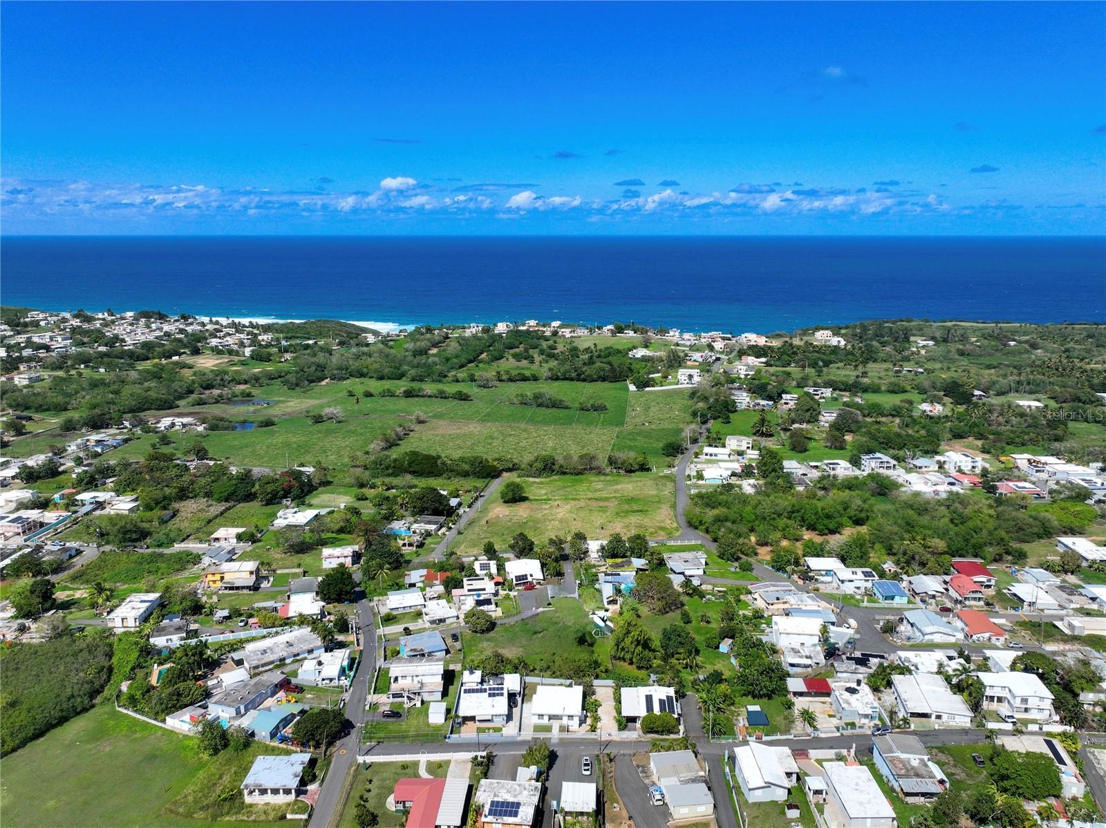 URB. LAS TRES T - Residential