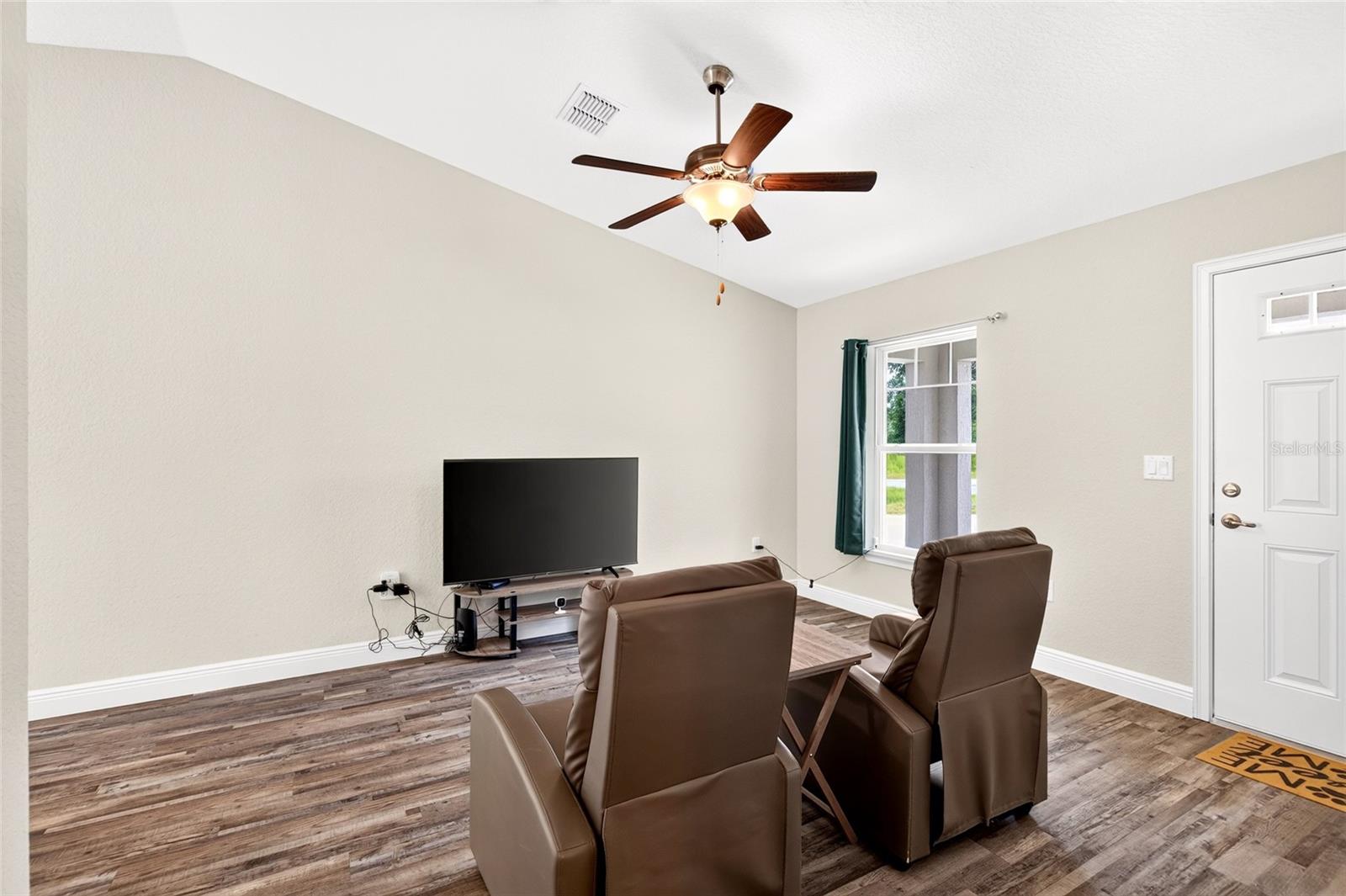 330 LOCUST PASS