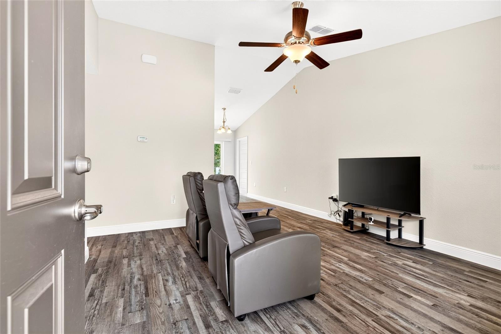 330 LOCUST PASS