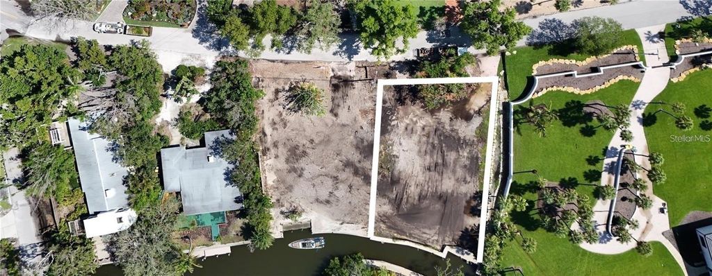 Photo of 546 Freeling Drive, Sarasota, FL 34242 (MLS # A4667778)