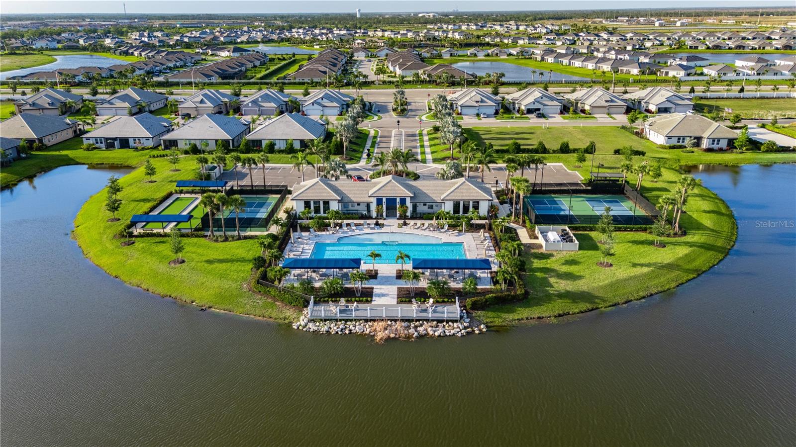 SWEETWATER AT LAKEWOOD RANCH PH I & II - Residential