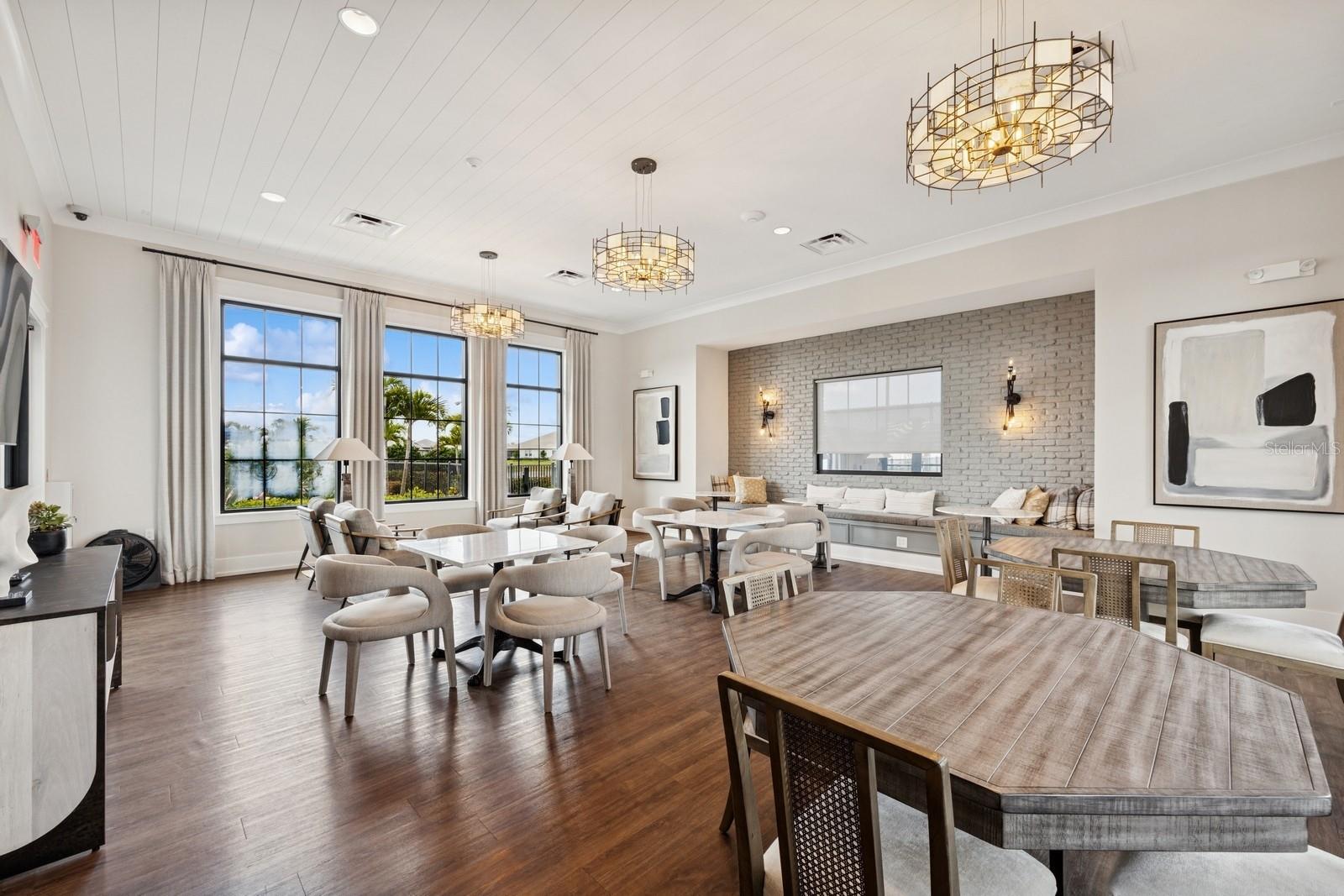 SWEETWATER AT LAKEWOOD RANCH PH I & II - Residential