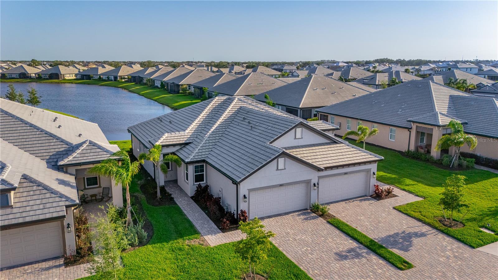 SWEETWATER AT LAKEWOOD RANCH PH I & II - Residential