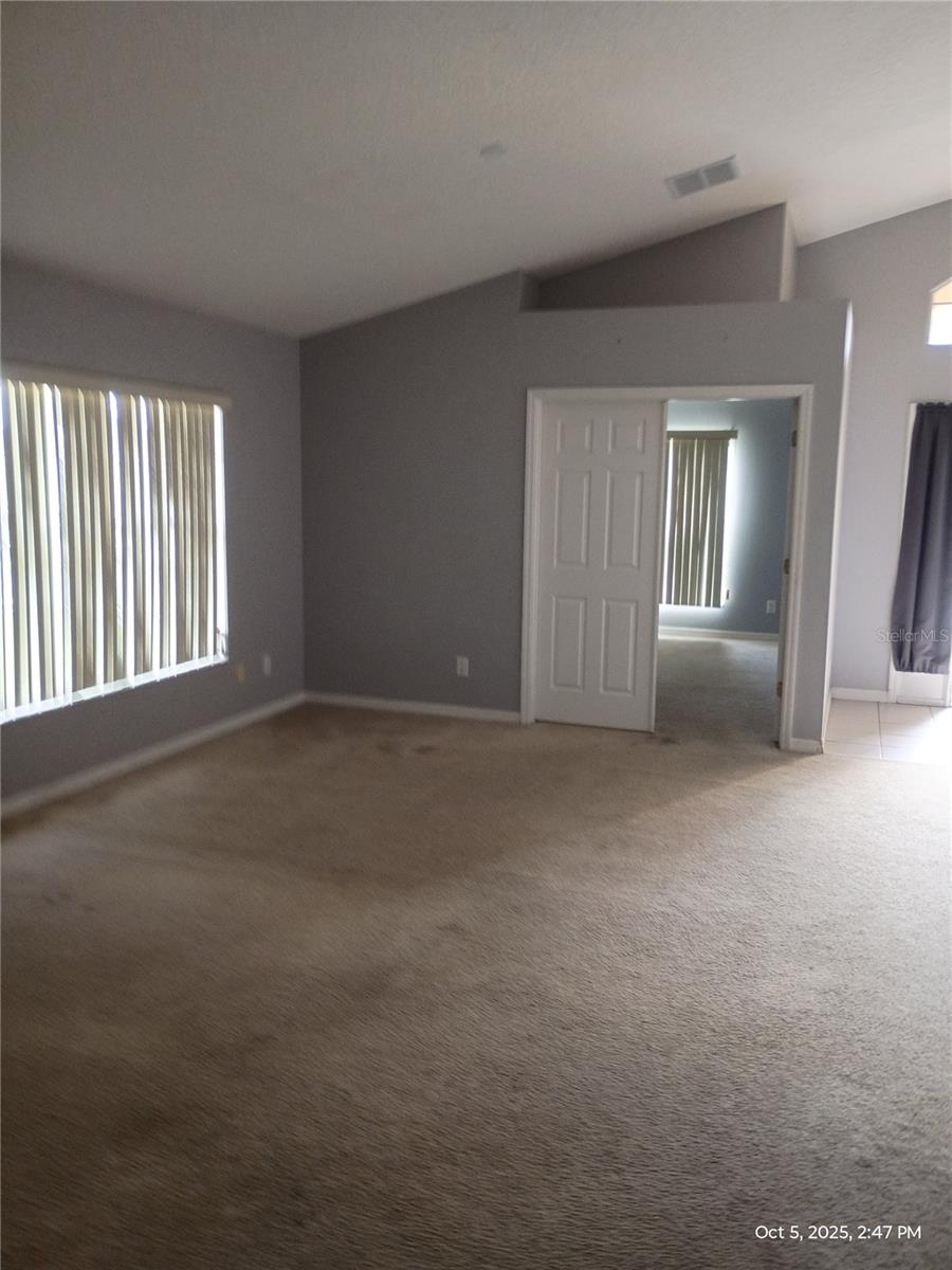 HIGHLANDER ESTATES - Residential Lease