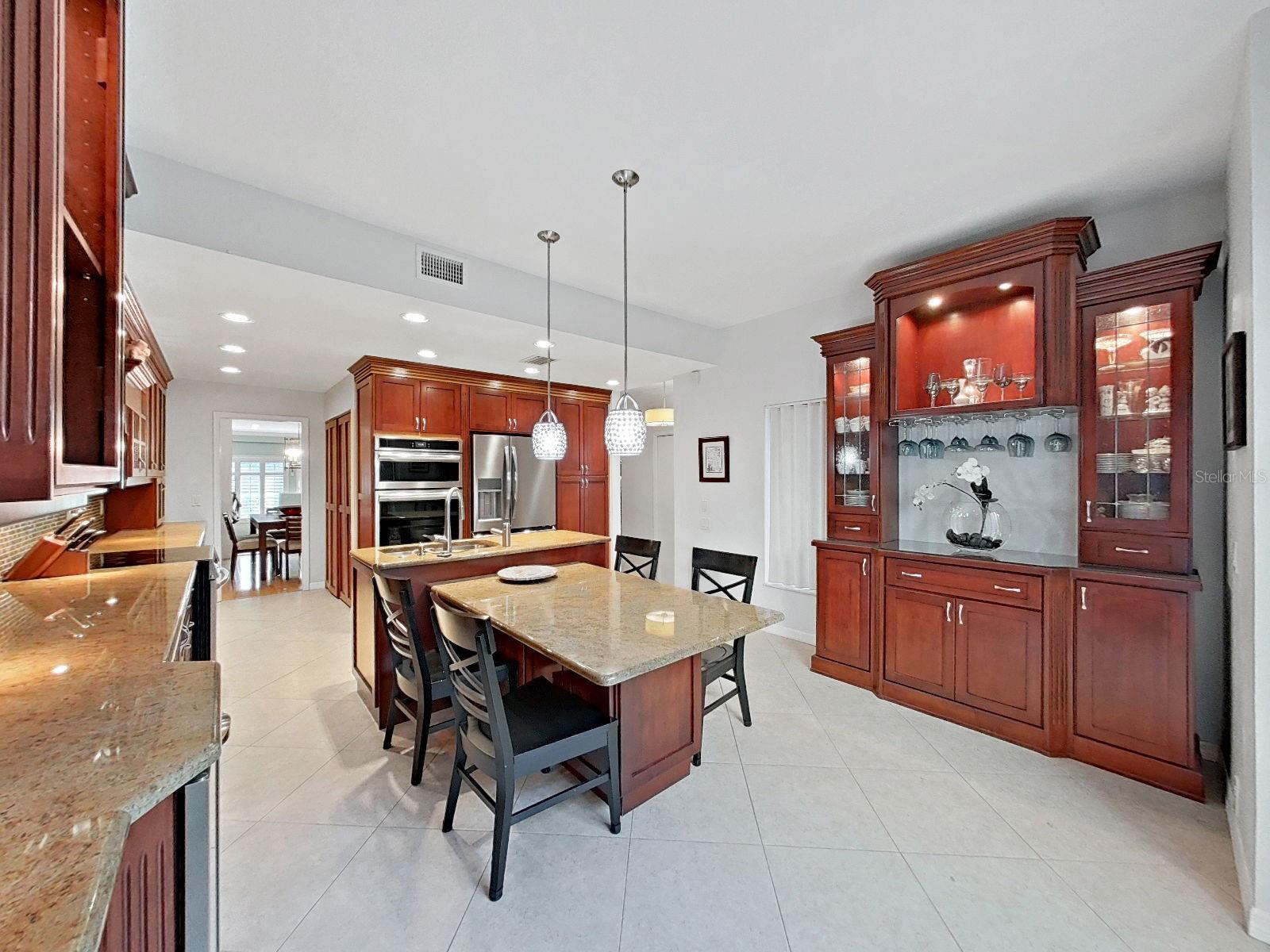 LANDMARK OAKS CONDO - Residential