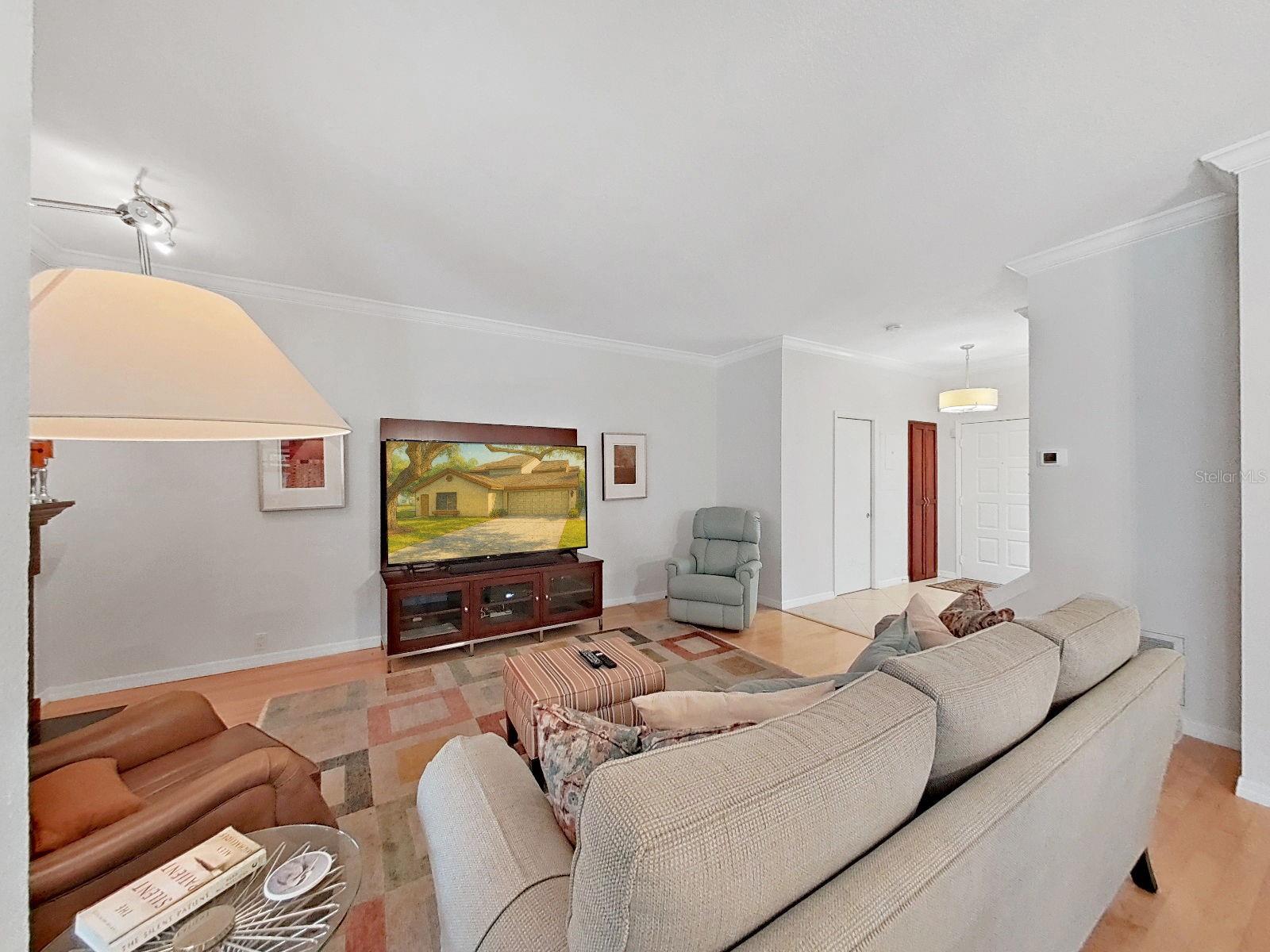 LANDMARK OAKS CONDO - Residential