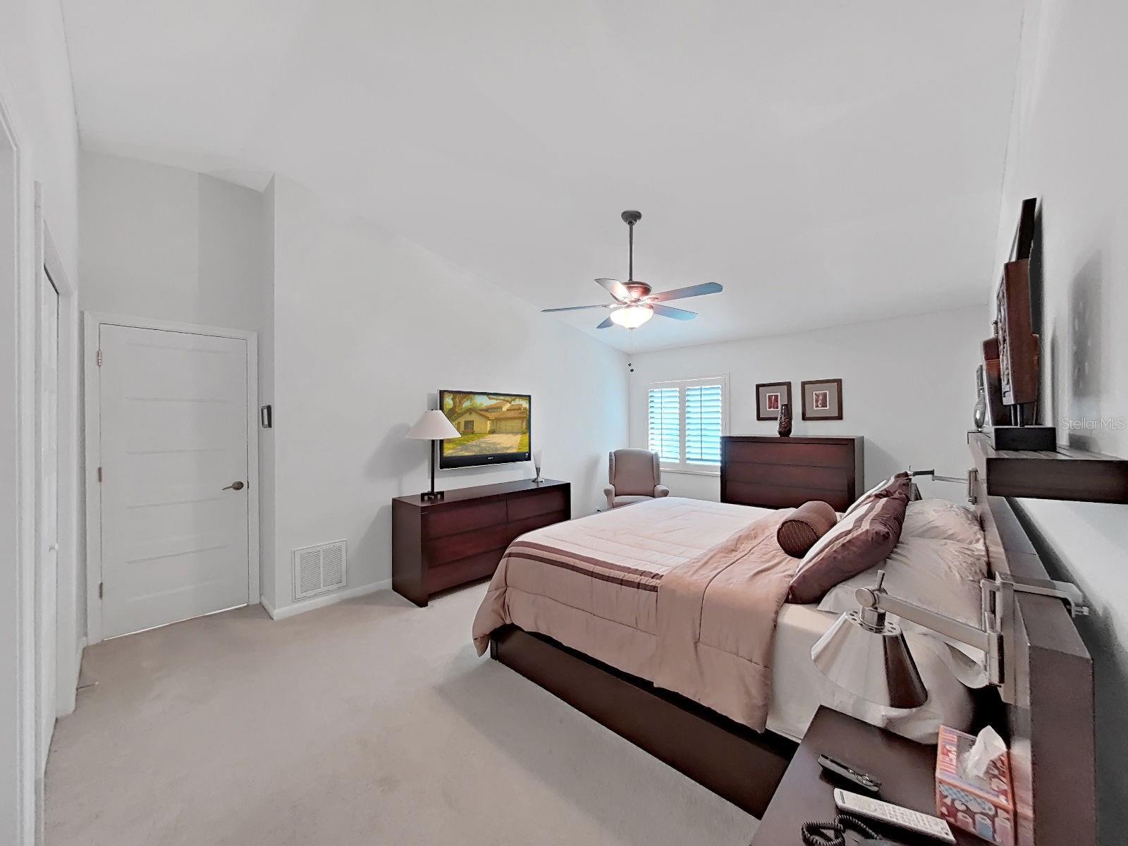 LANDMARK OAKS CONDO - Residential