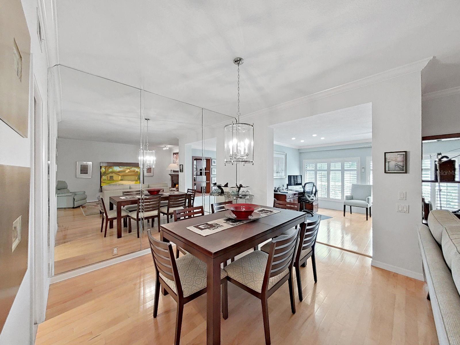 LANDMARK OAKS CONDO - Residential