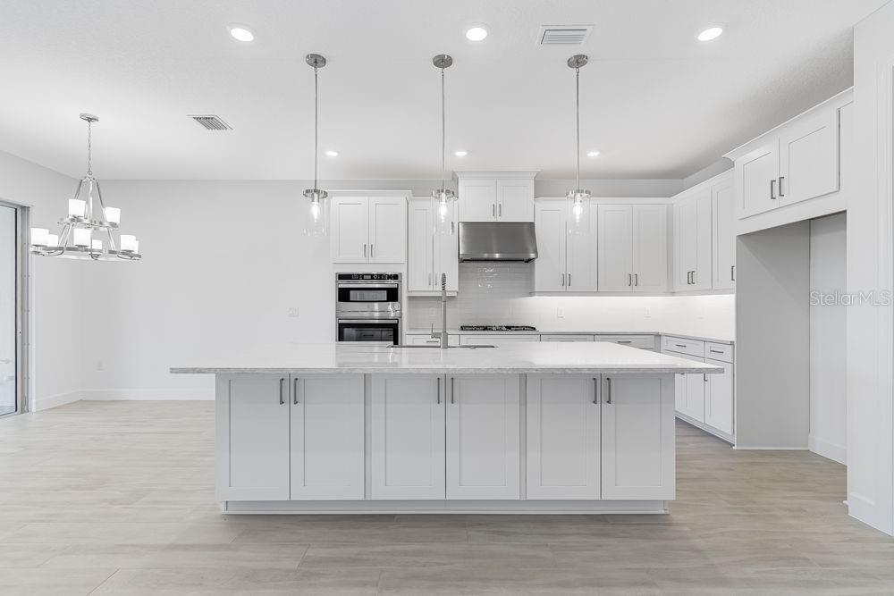 857 ARBOR GREEN TRAIL