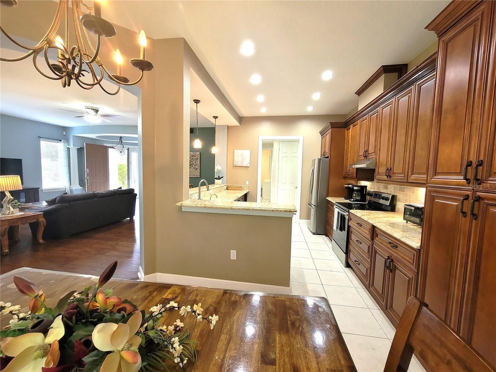 ACADEMY PARK PH II & III - Residential Lease