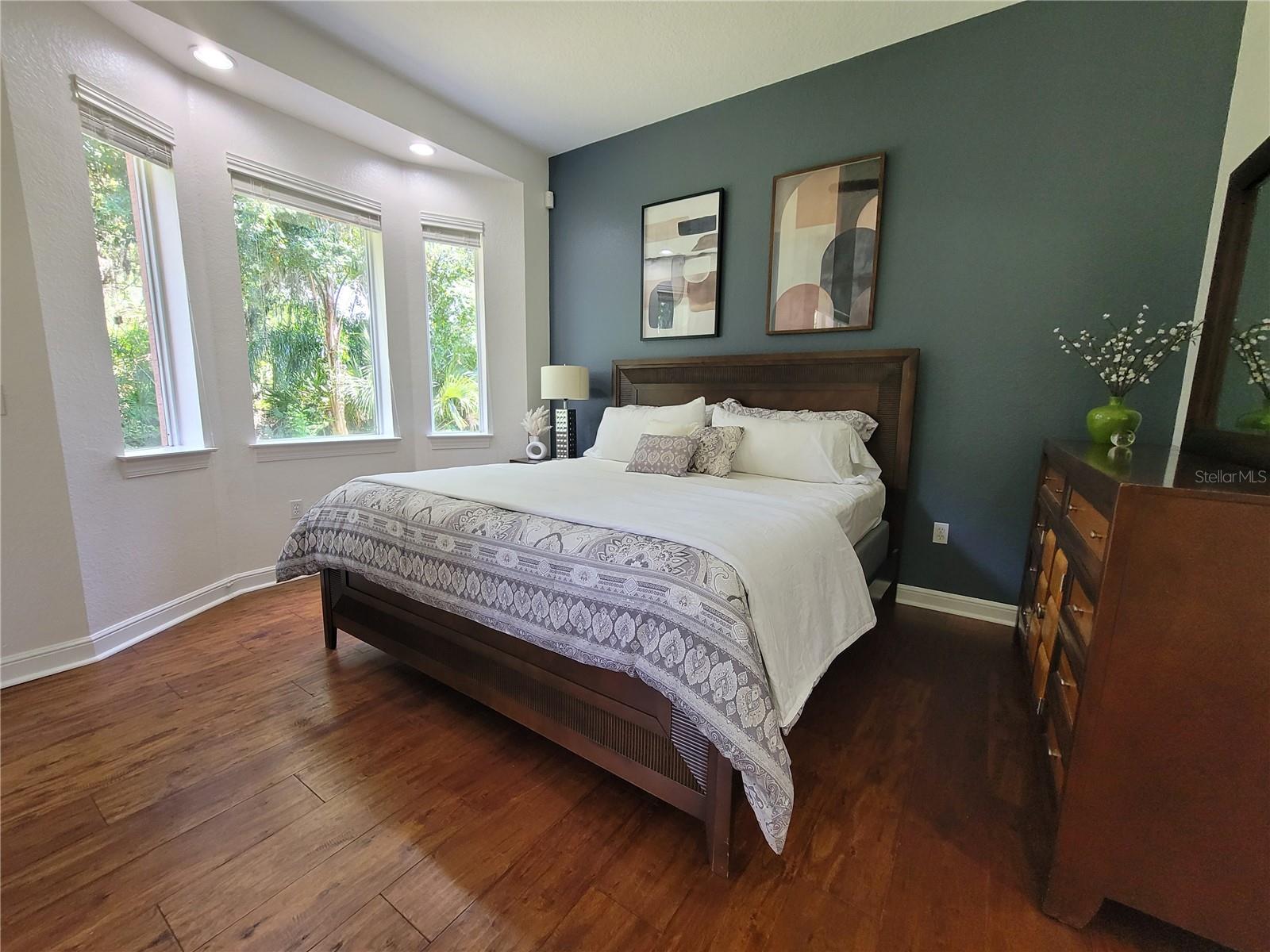 ACADEMY PARK PH II & III - Residential Lease