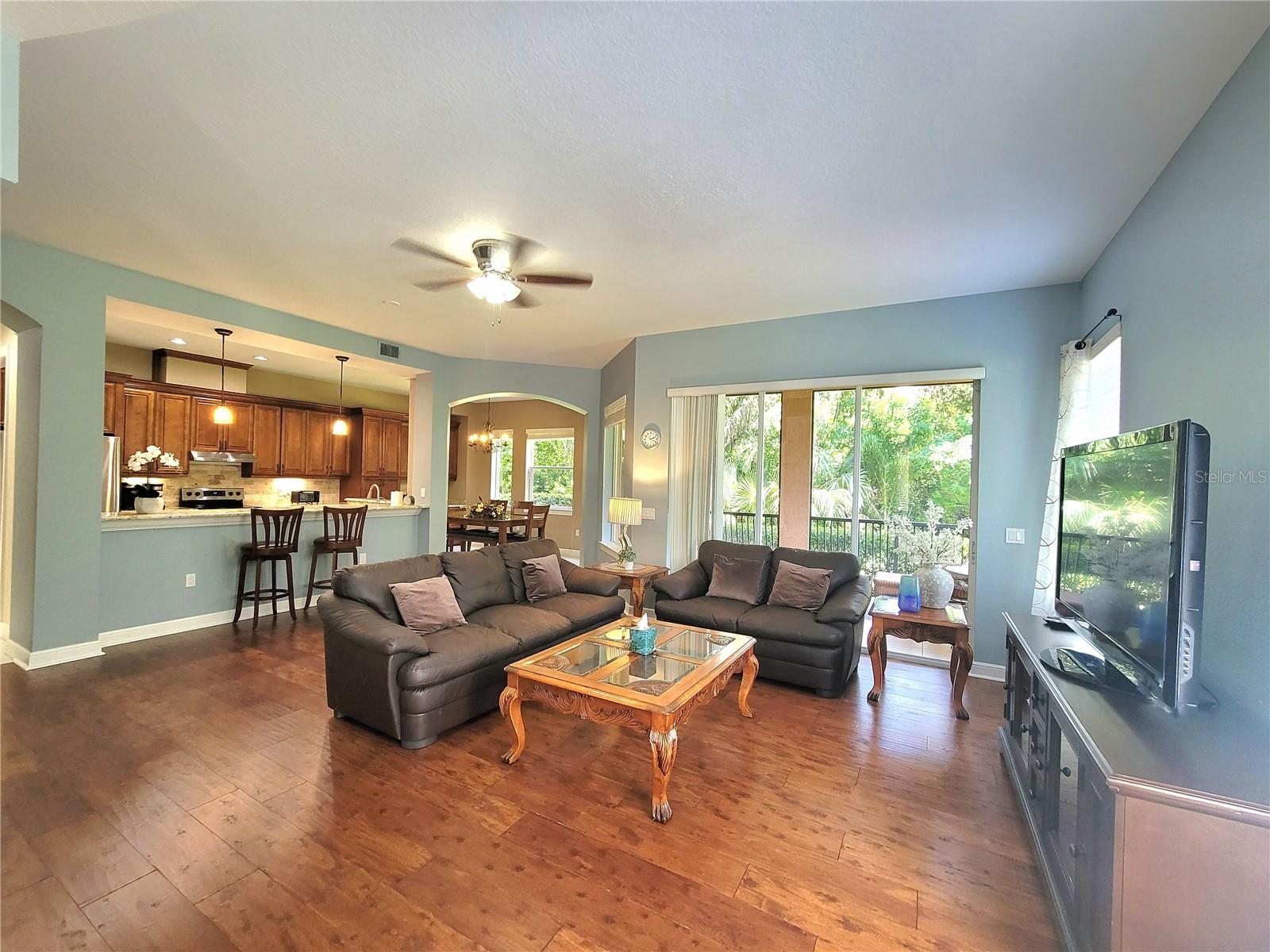 ACADEMY PARK PH II & III - Residential Lease