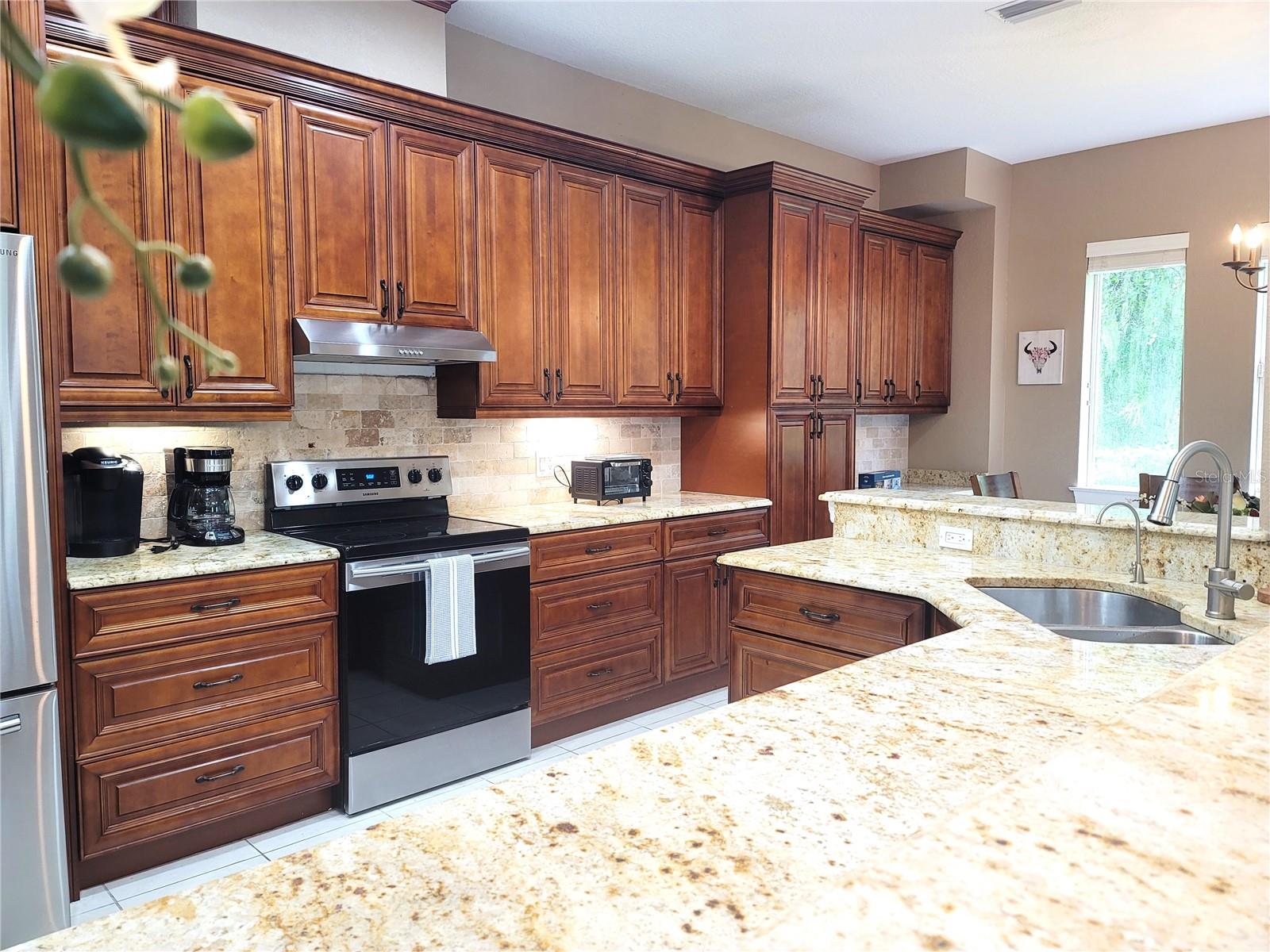 ACADEMY PARK PH II & III - Residential Lease