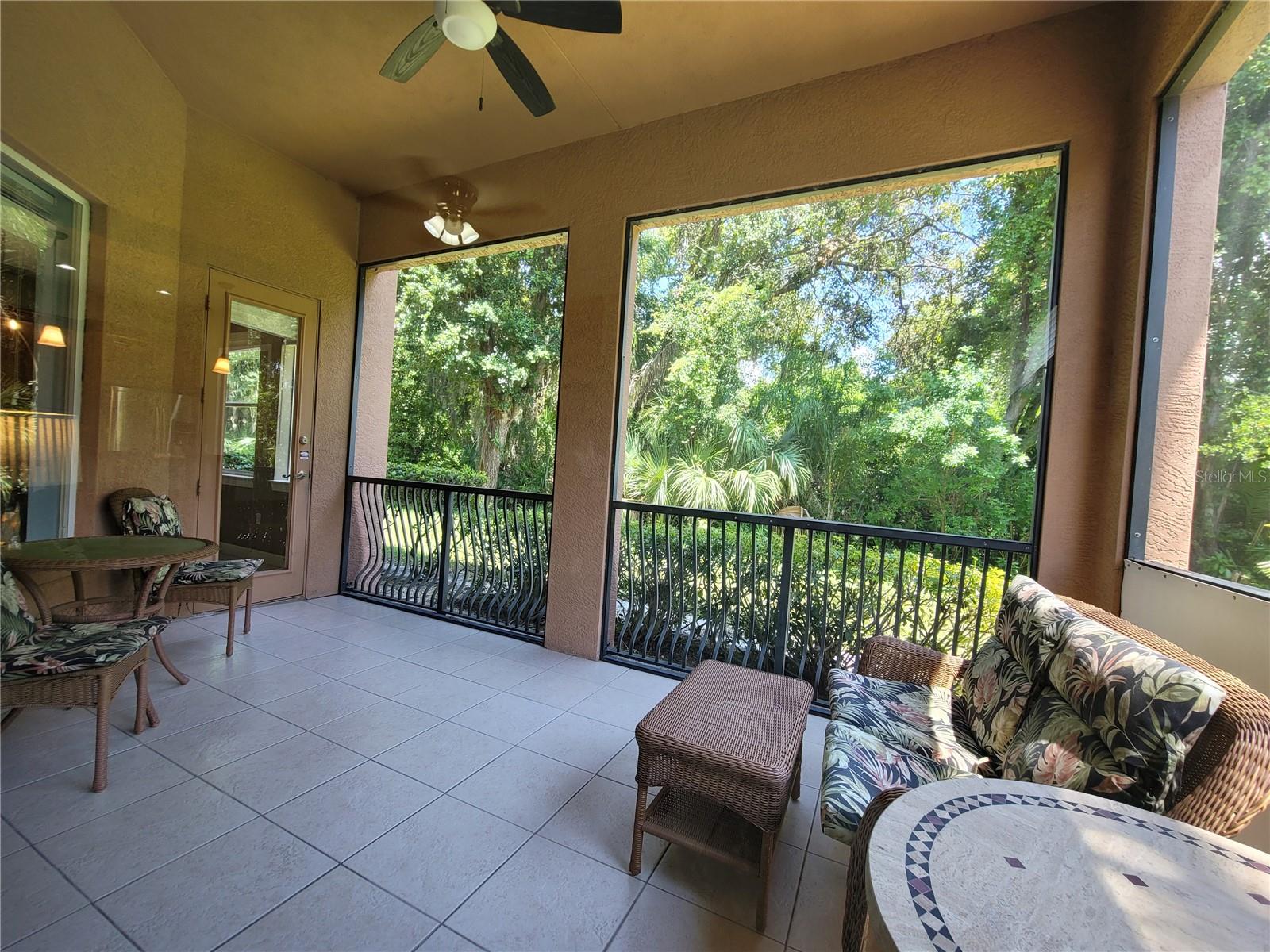 ACADEMY PARK PH II & III - Residential Lease