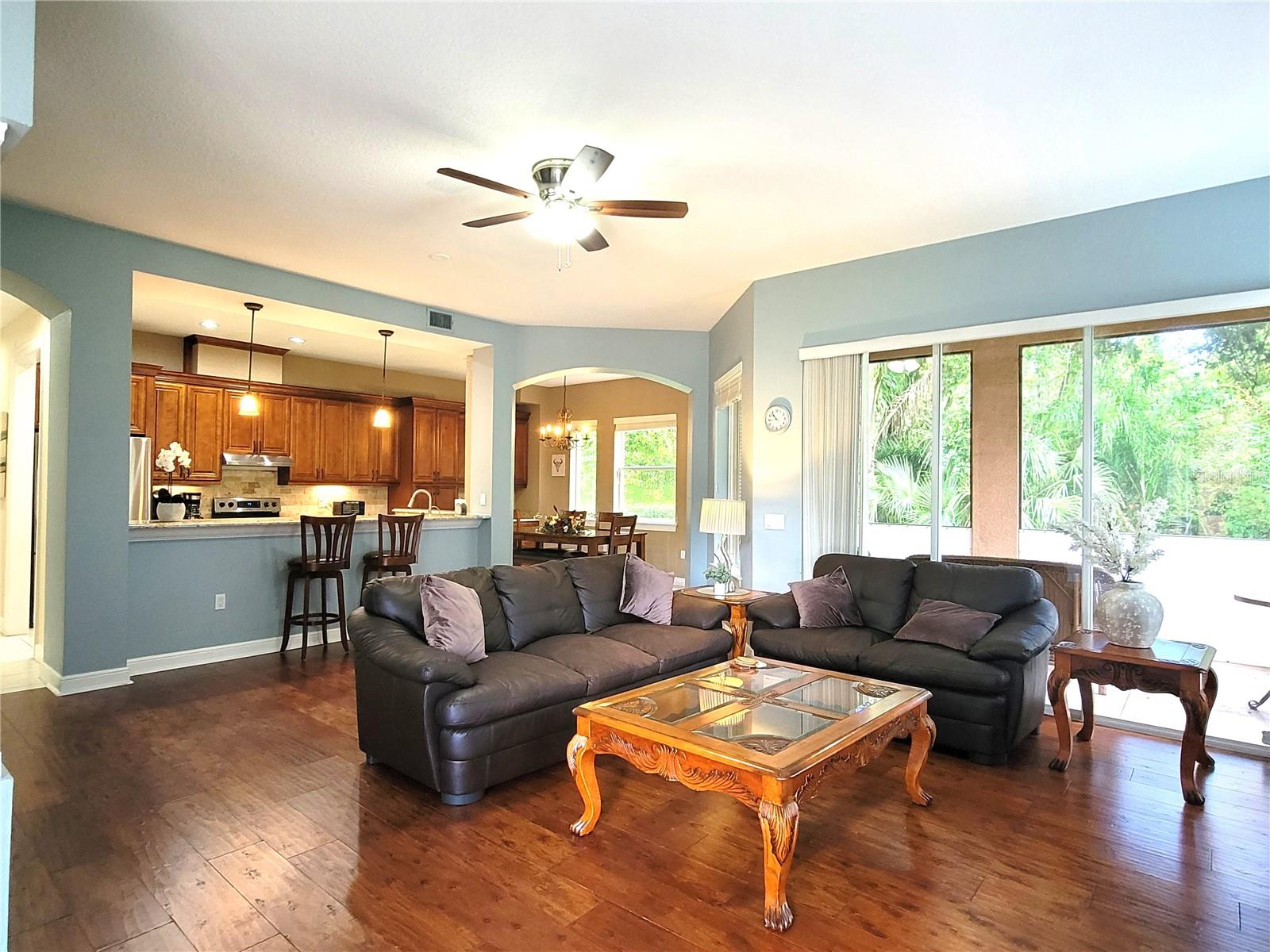 ACADEMY PARK PH II & III - Residential Lease