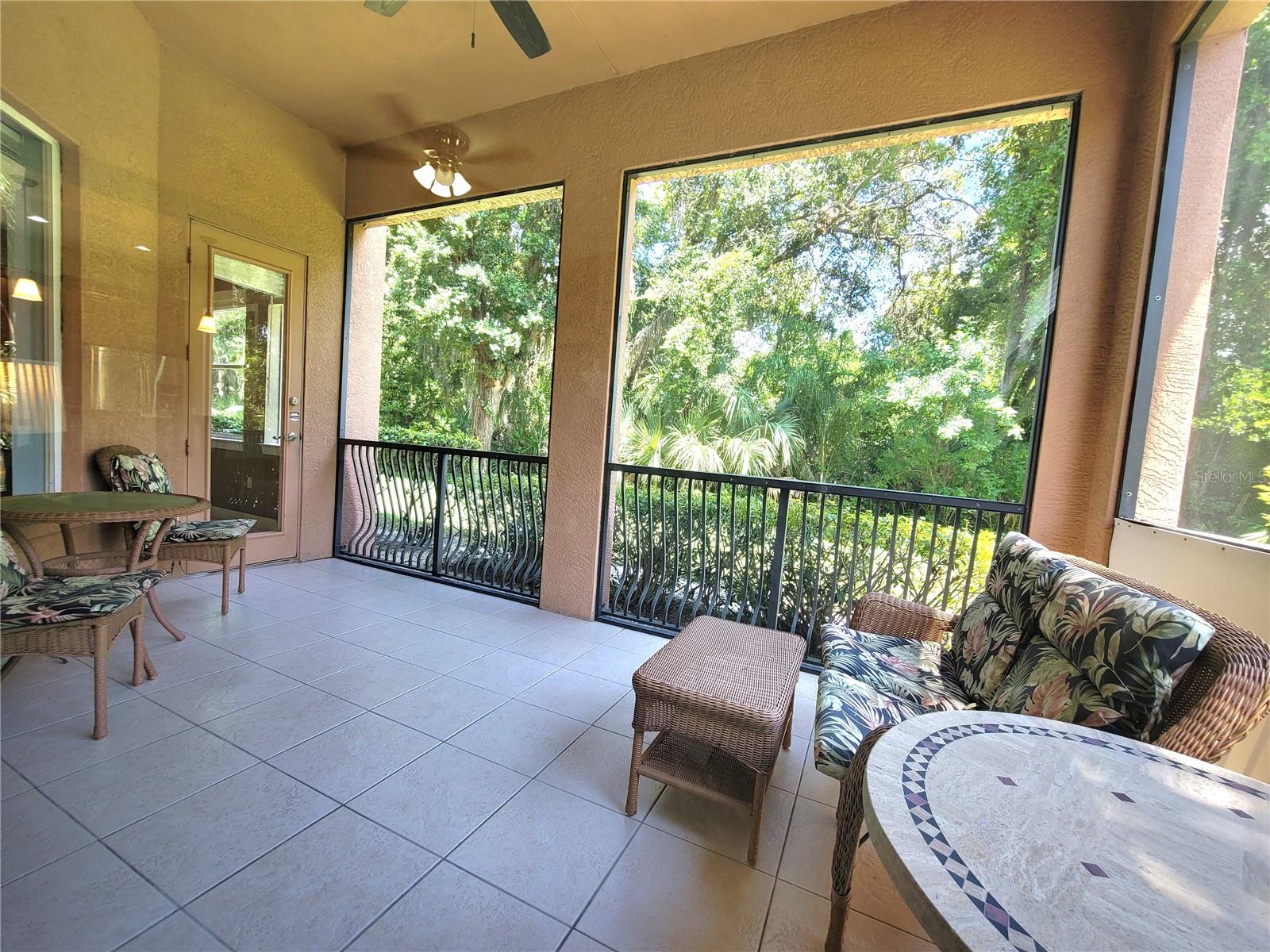 ACADEMY PARK PH II & III - Residential Lease