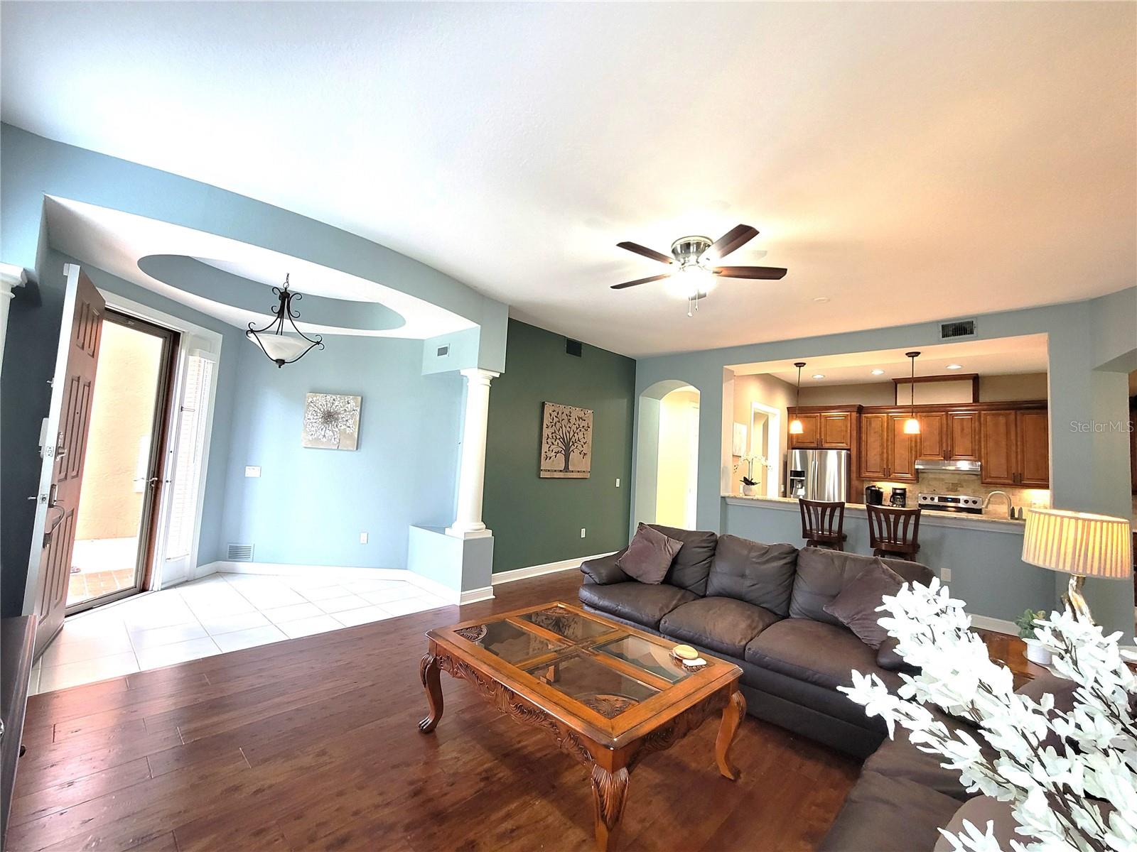 ACADEMY PARK PH II & III - Residential Lease