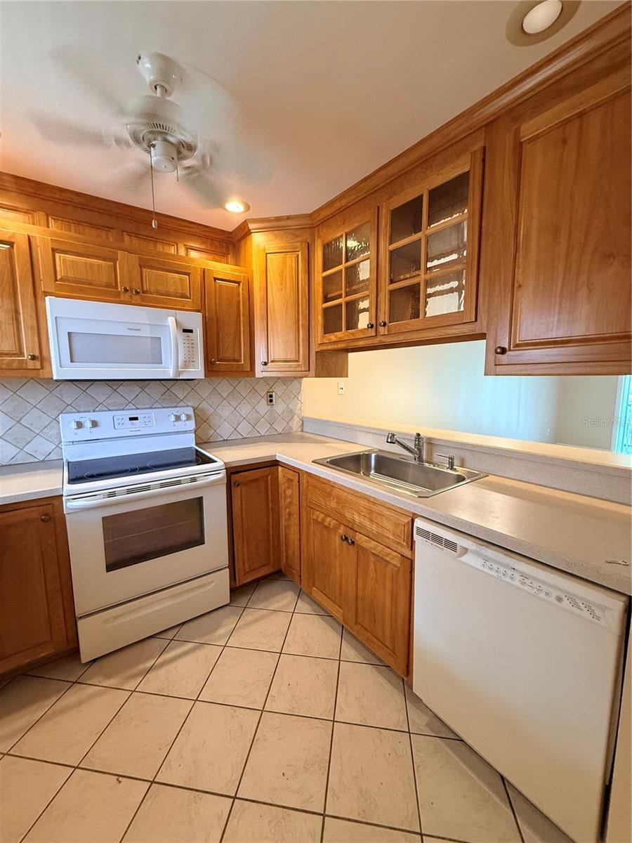 100 E KENTUCKY AVENUE A106