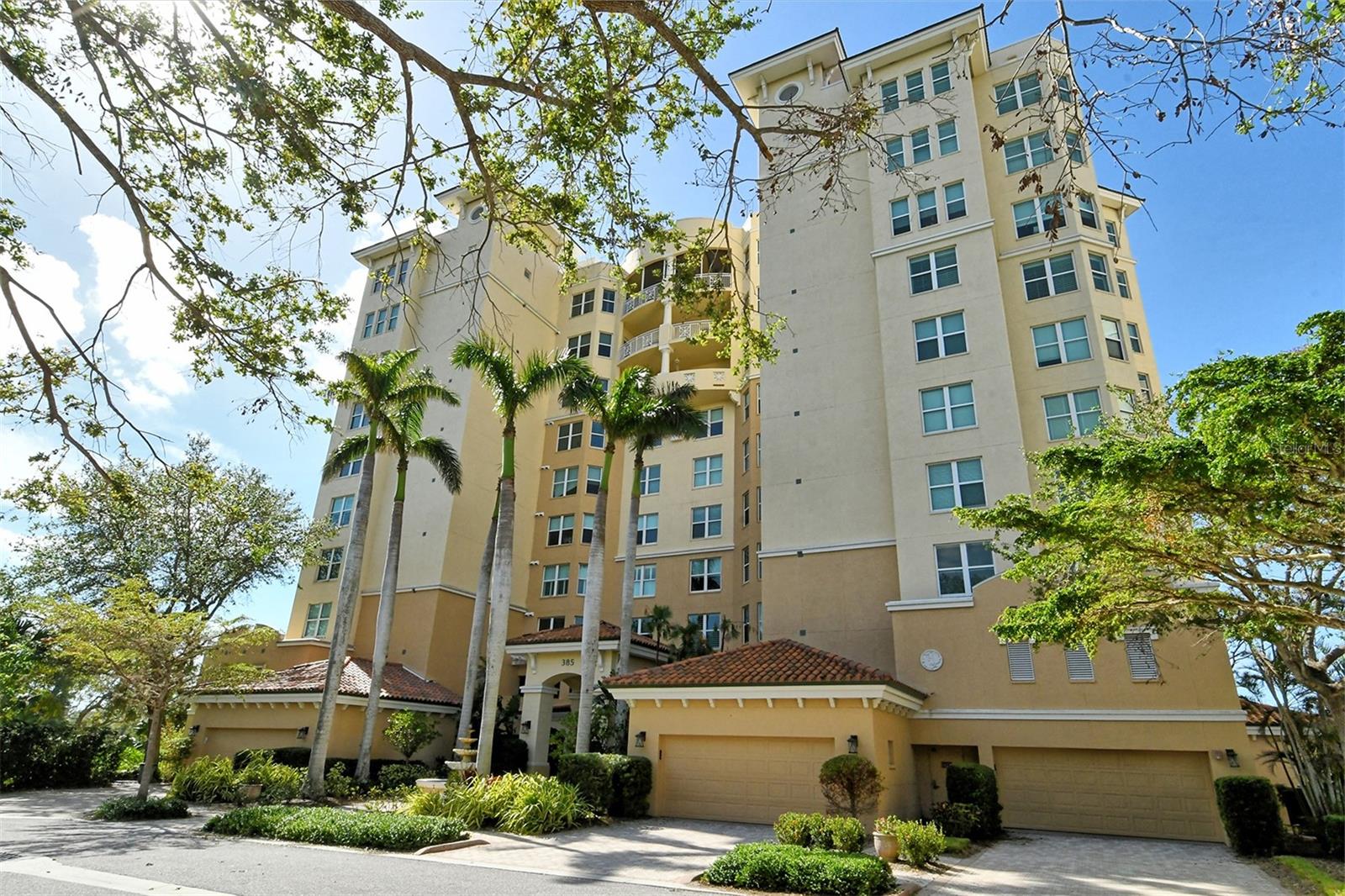 393 N POINT ROAD 603