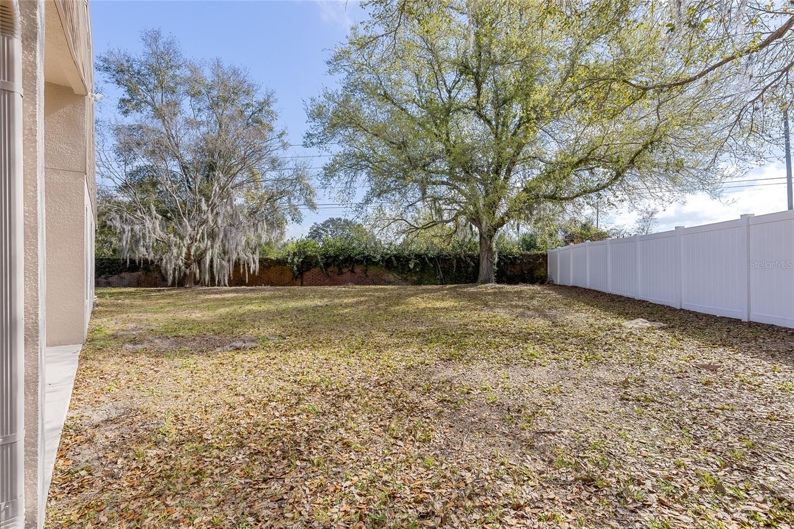 SPRING RIDGE - Residential