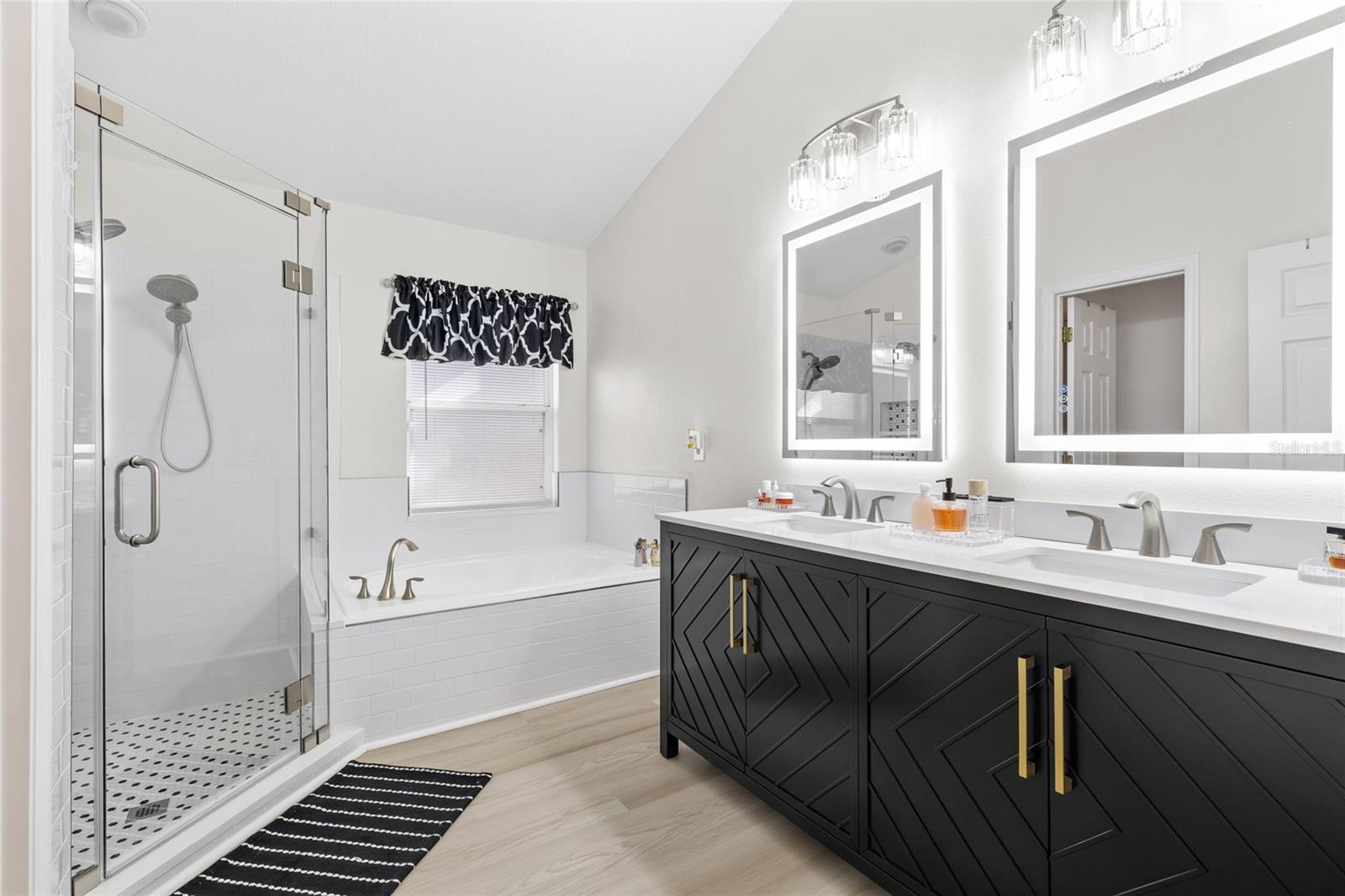 SPRING RIDGE - Residential