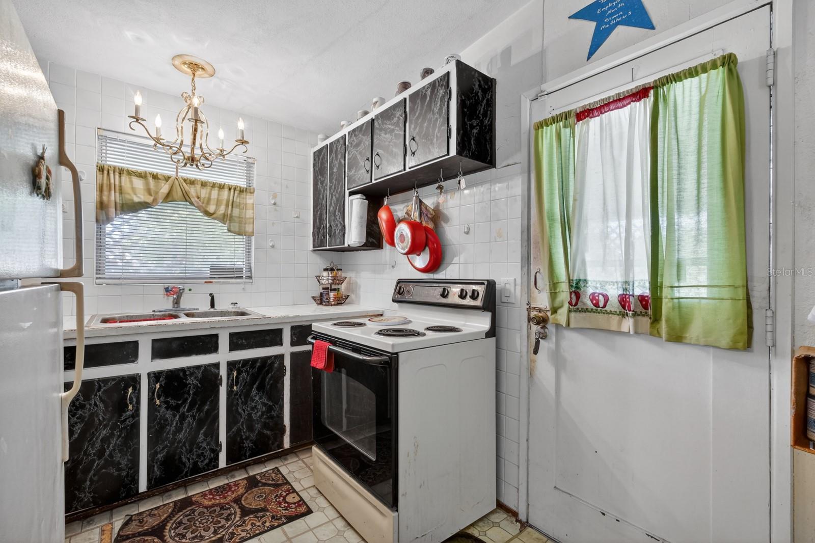 DOUGLAS PARK 03 - Residential