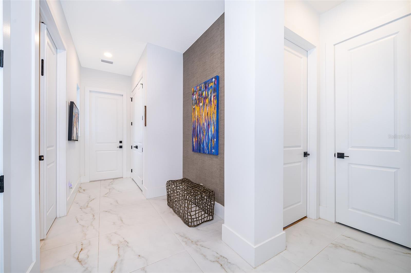 BELLA COLLINA SUB - Residential Lease