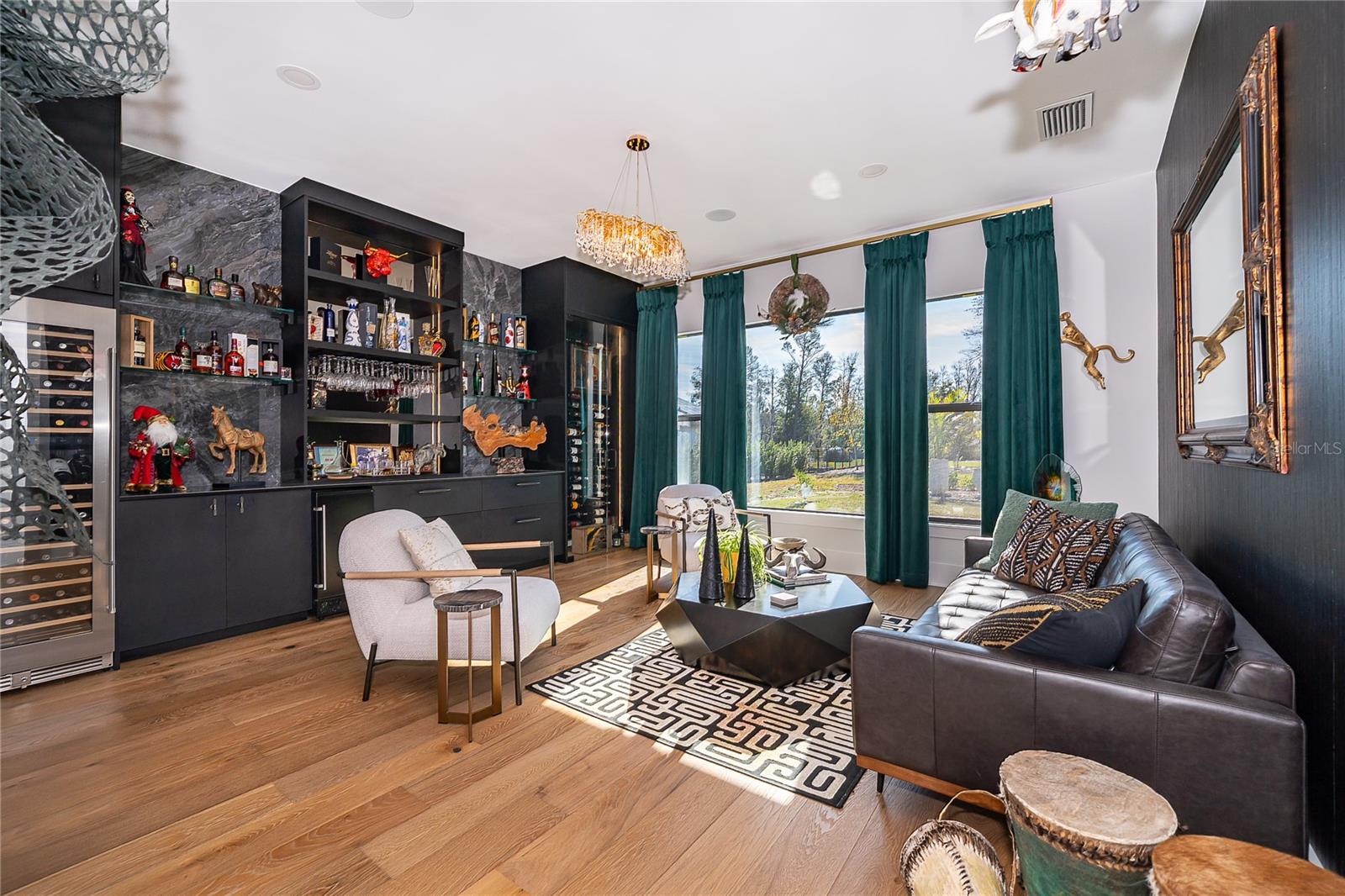 BELLA COLLINA SUB - Residential Lease