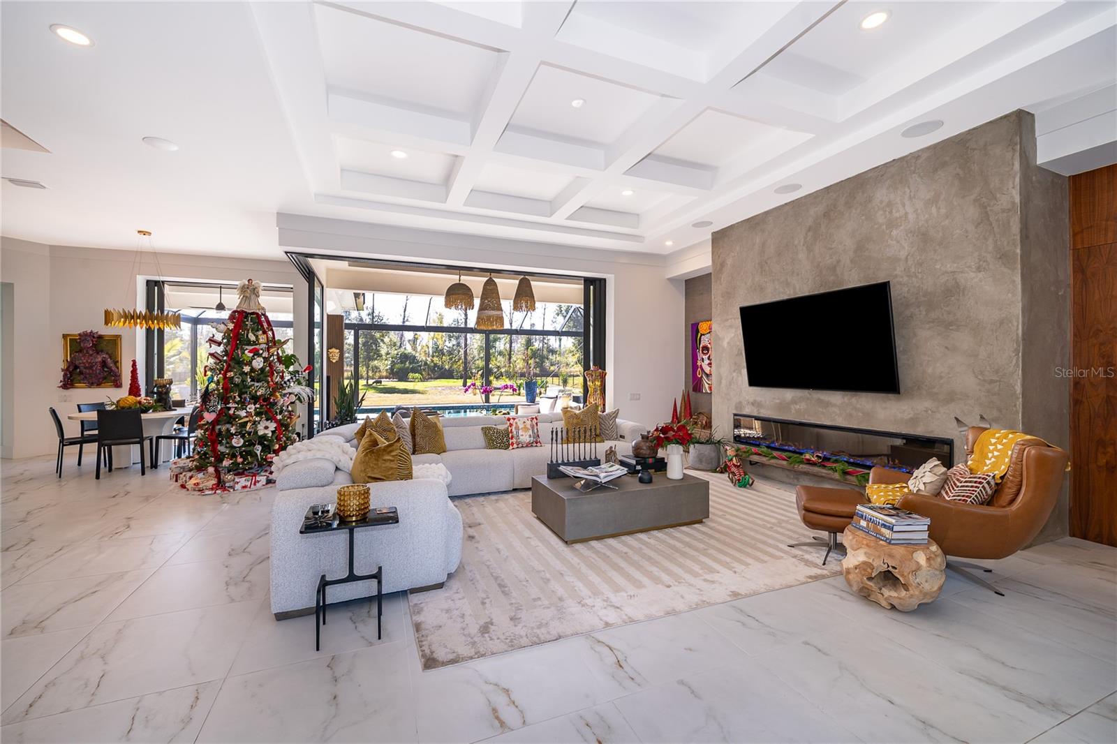 BELLA COLLINA SUB - Residential Lease