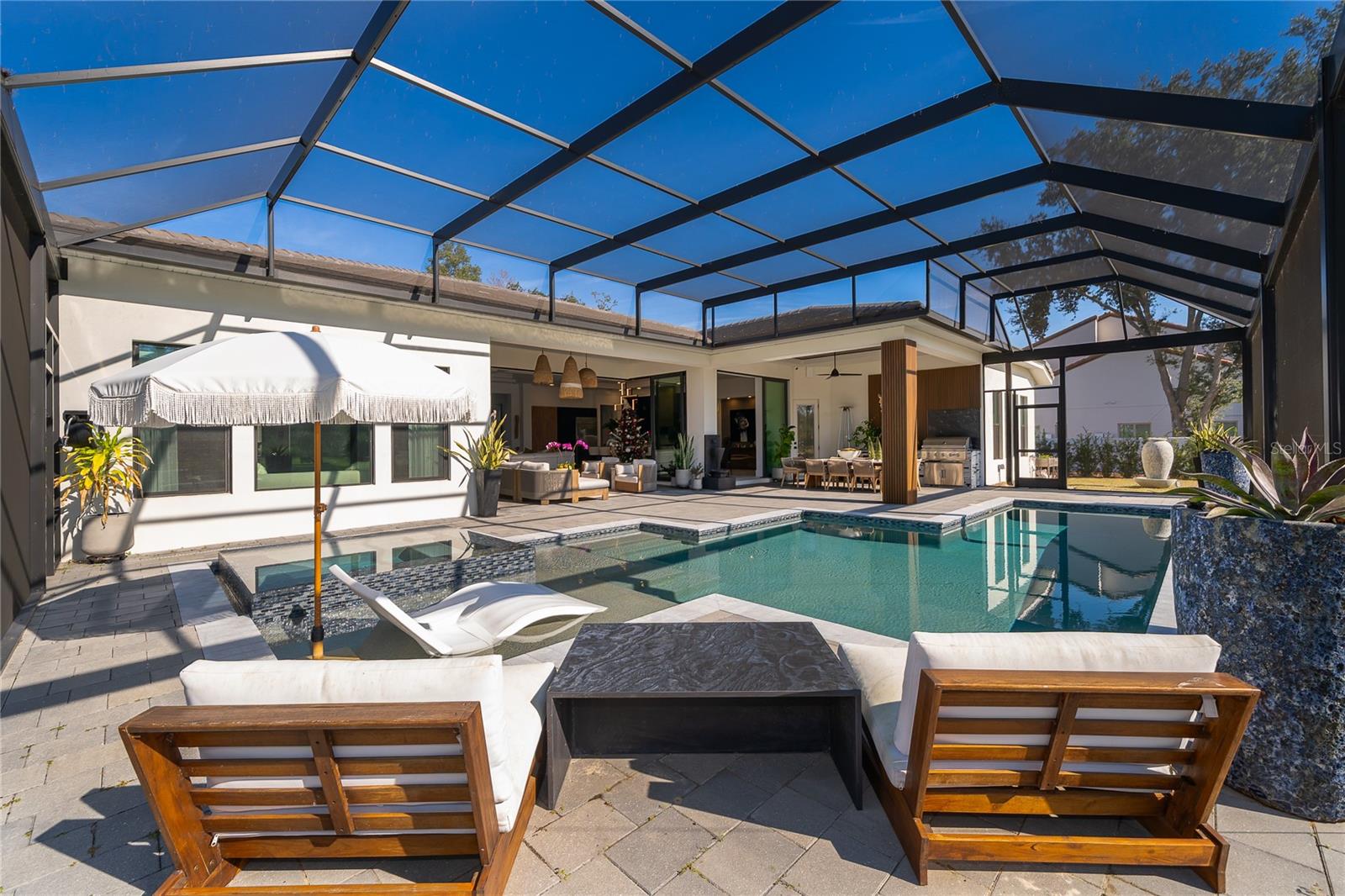 BELLA COLLINA SUB - Residential Lease