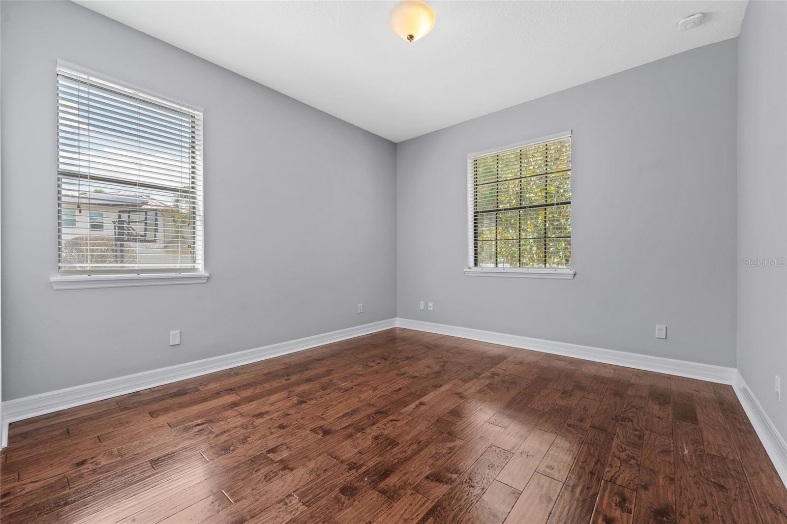 LAKE ARNOLD RESERVE - Residential