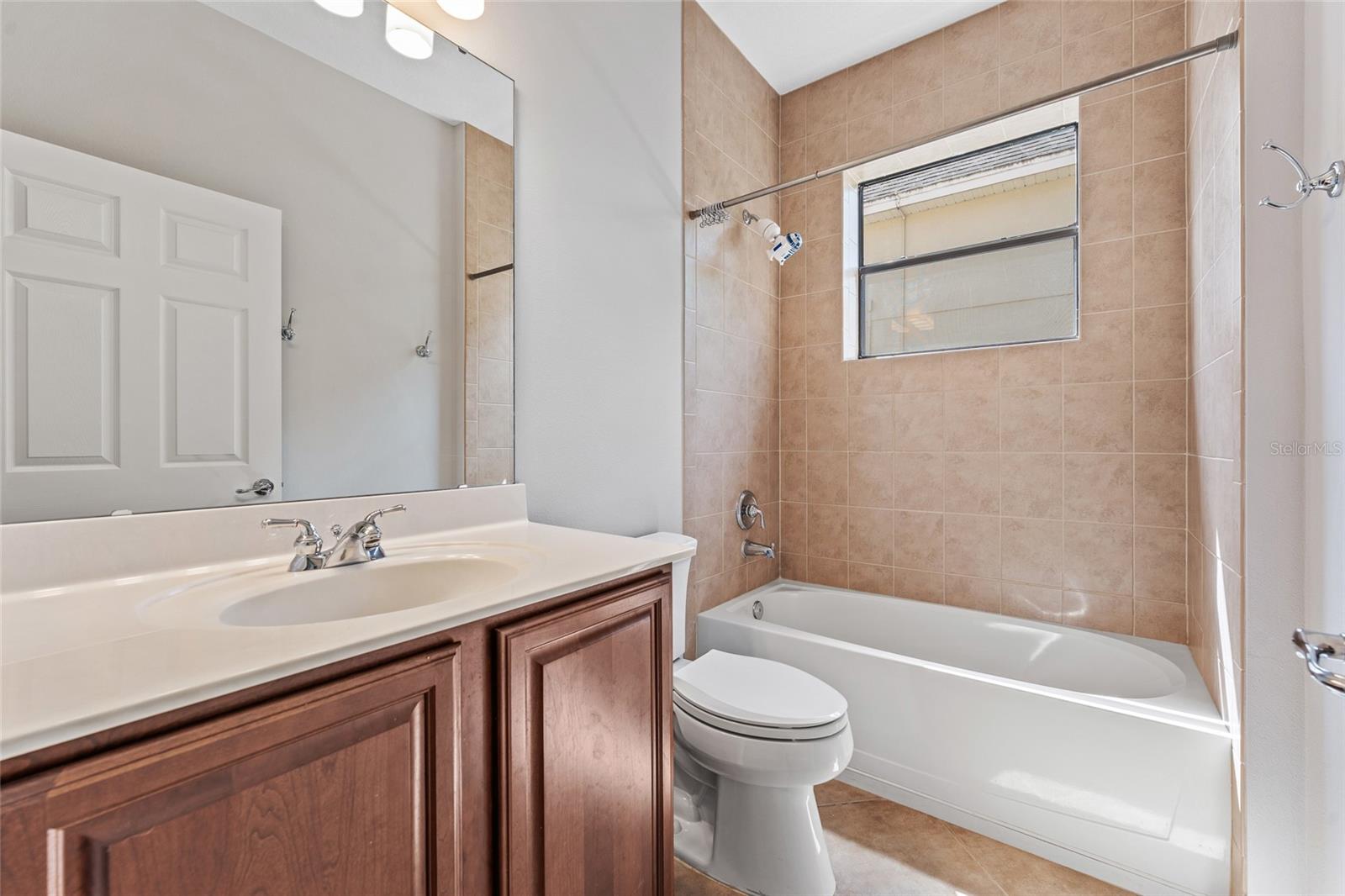 LAKE ARNOLD RESERVE - Residential