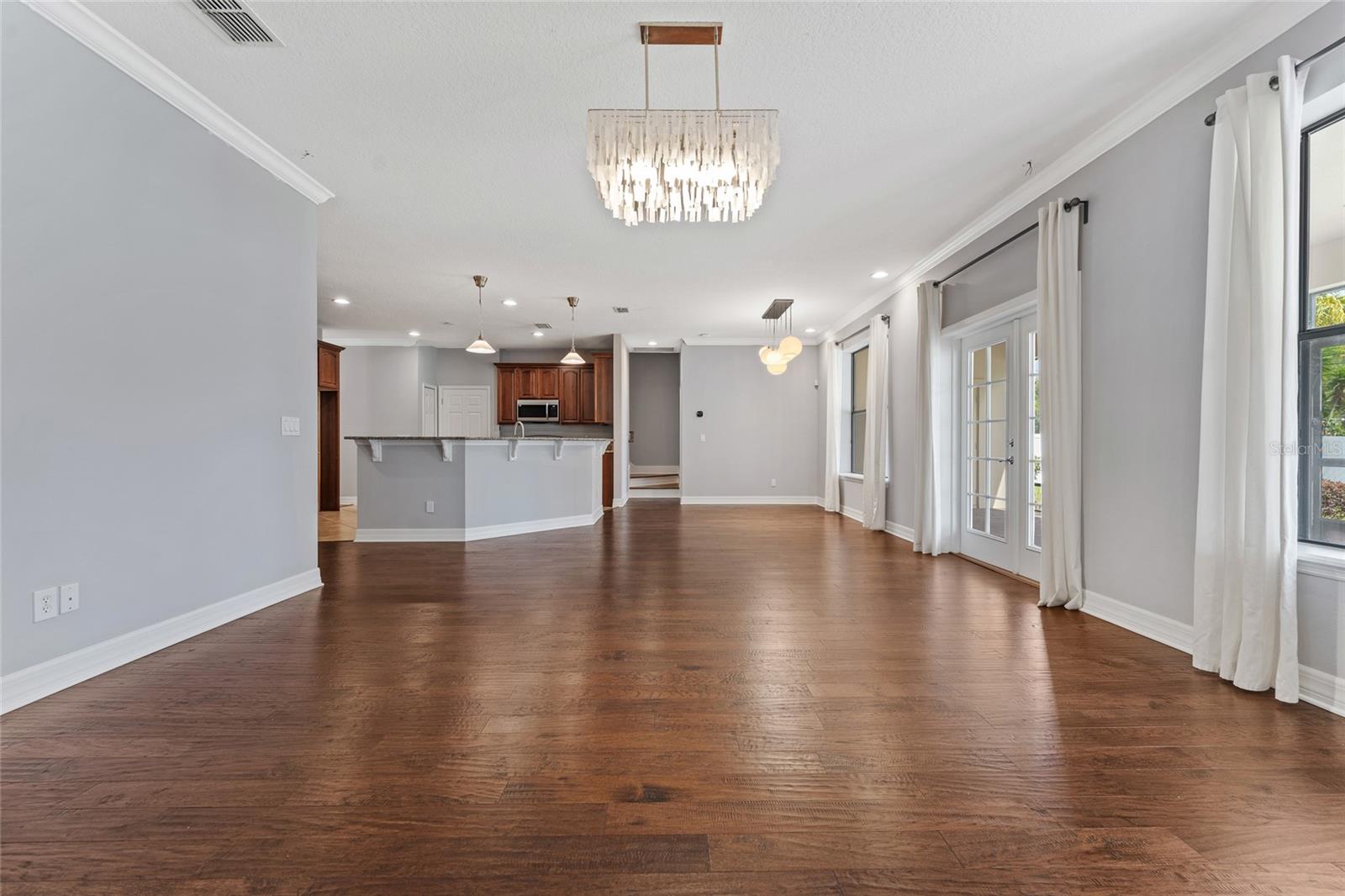 LAKE ARNOLD RESERVE - Residential