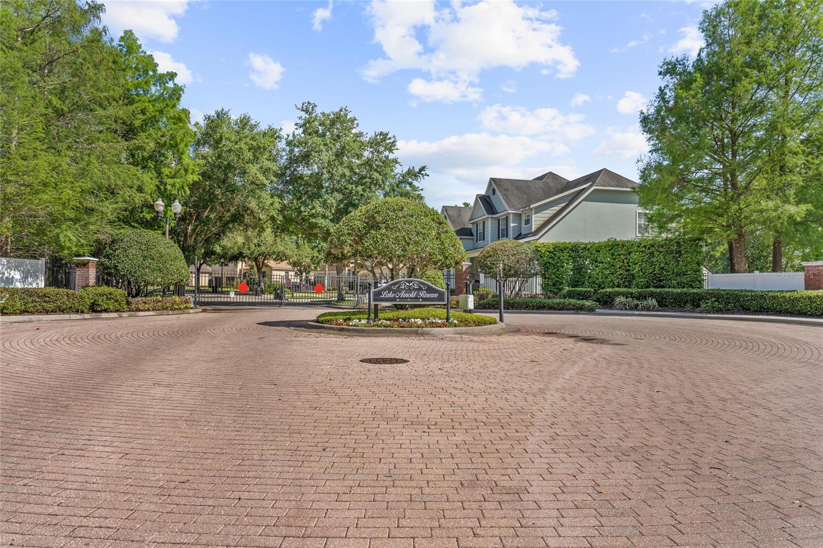 LAKE ARNOLD RESERVE - Residential