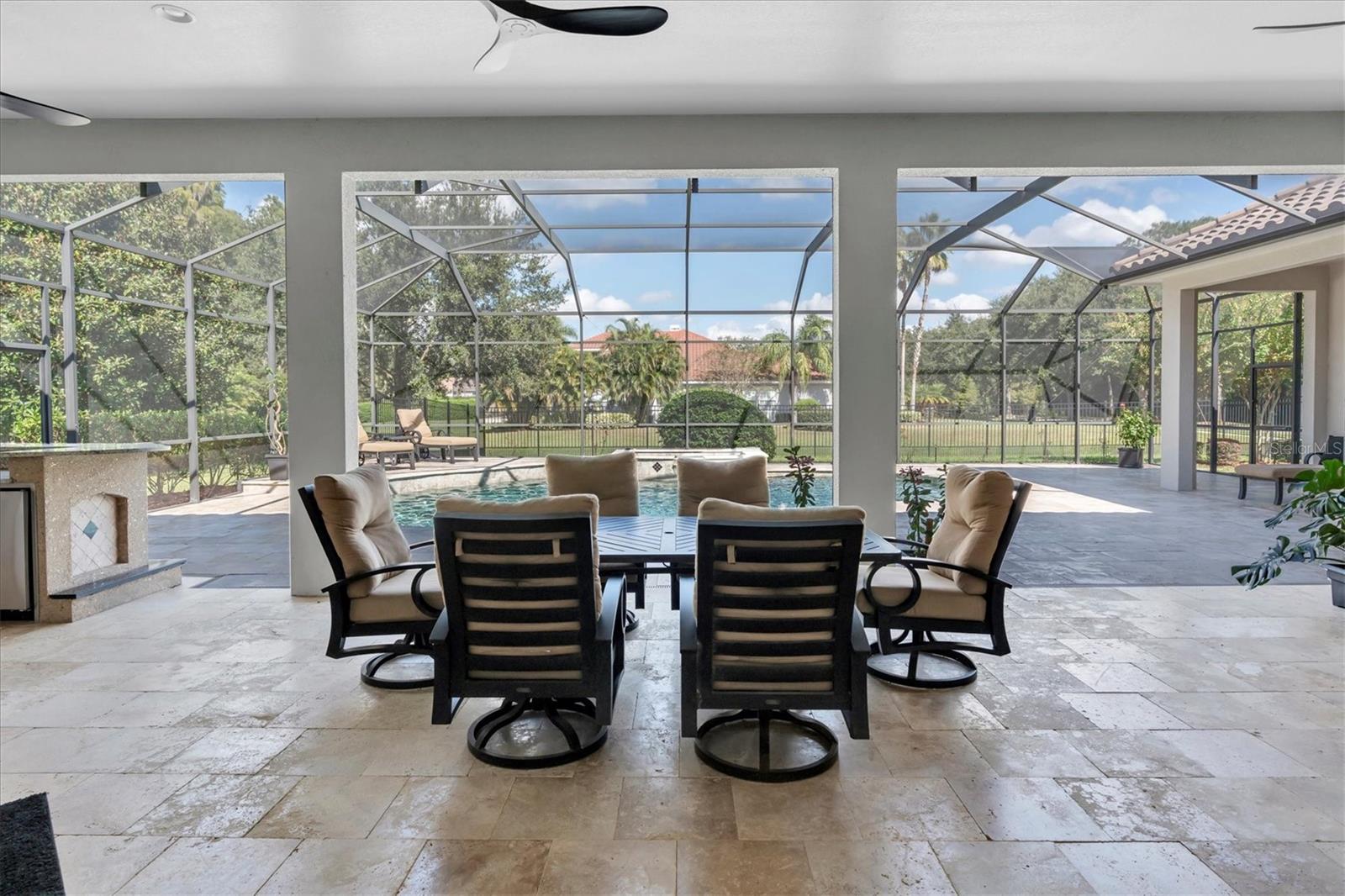 LADERA - Residential