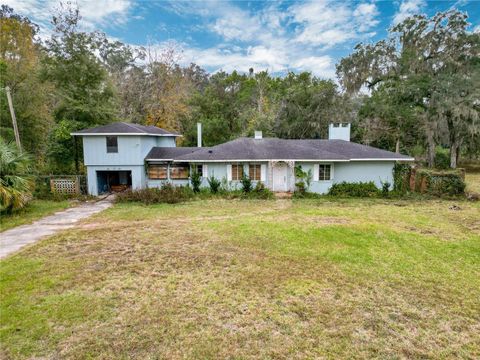 Photo of 606 NE 35th St, Ocala, FL 34479 (MLS # OM714870)