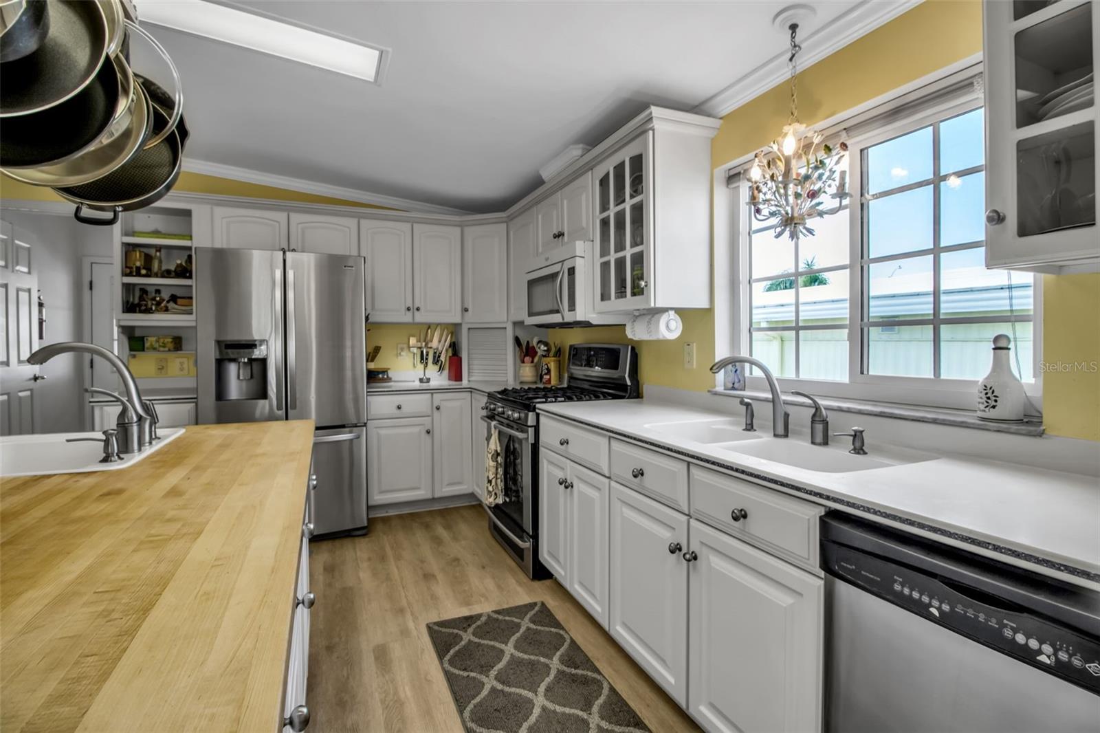 PARADISE BAY ESTATES CO-OP - Residential