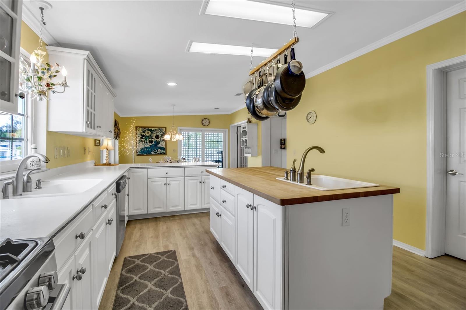 PARADISE BAY ESTATES CO-OP - Residential