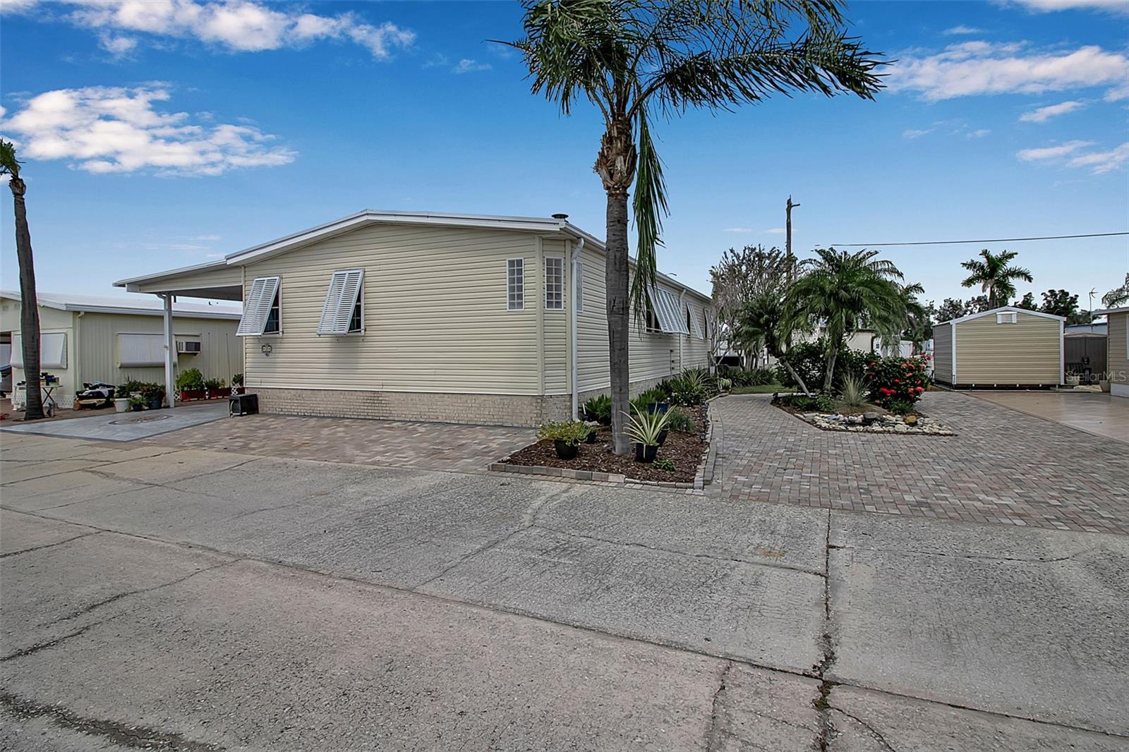 PARADISE BAY ESTATES CO-OP - Residential