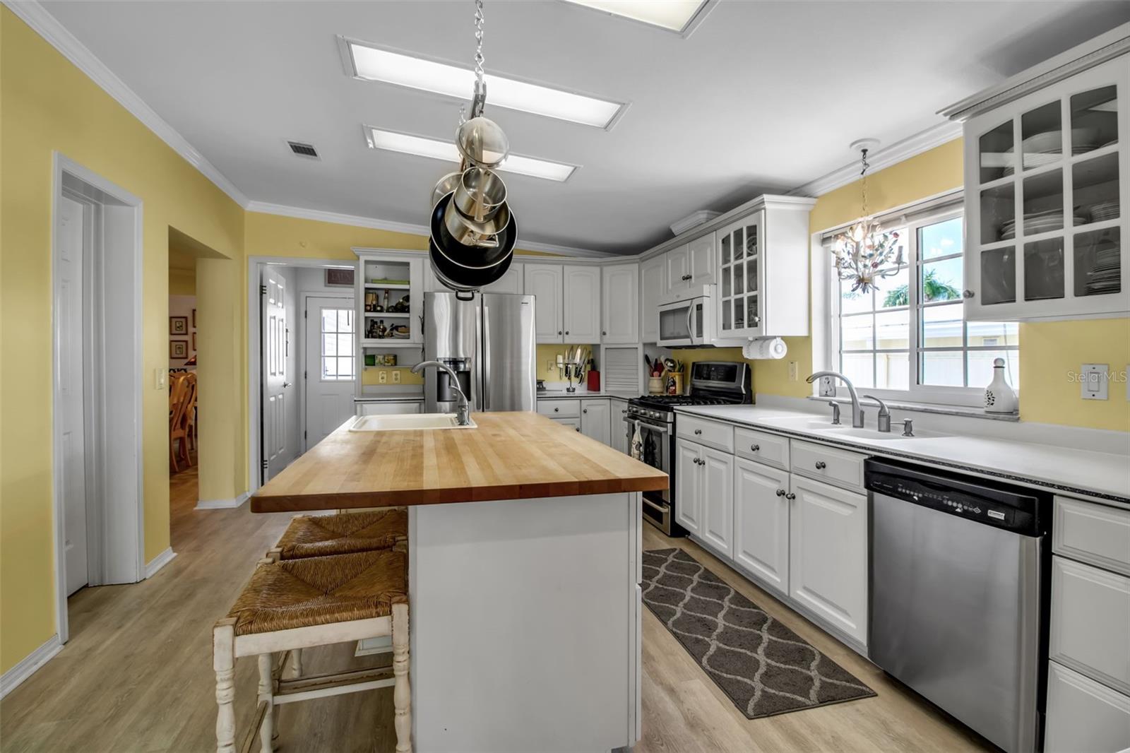 PARADISE BAY ESTATES CO-OP - Residential