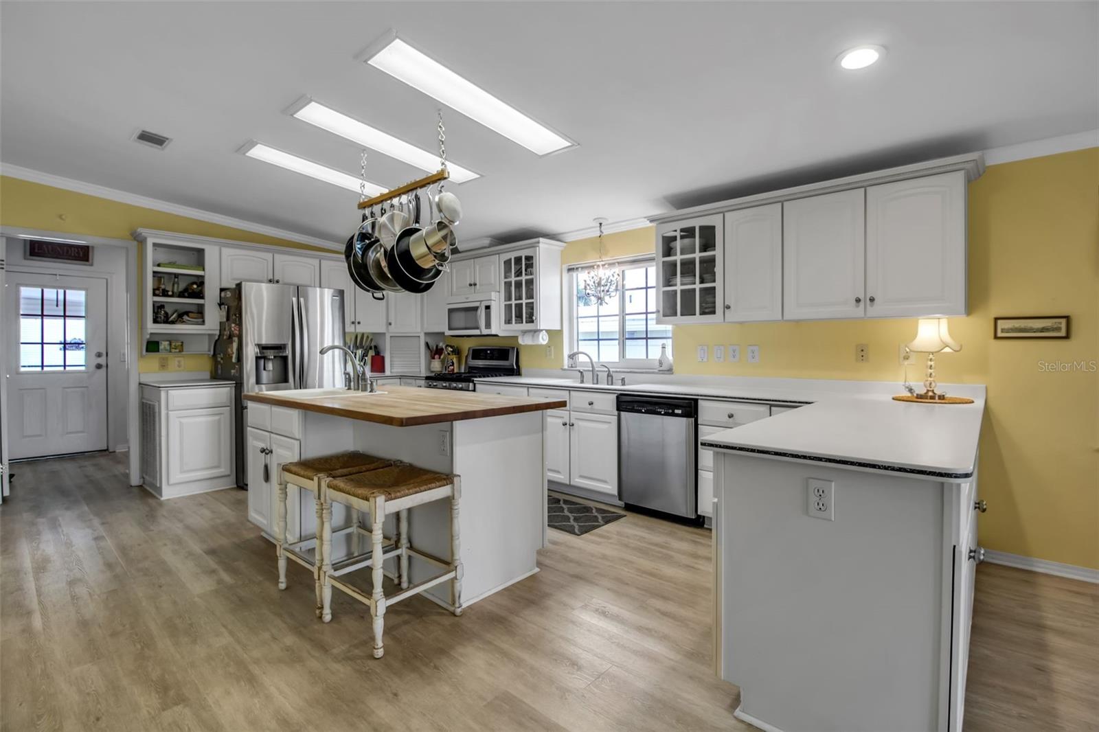 PARADISE BAY ESTATES CO-OP - Residential