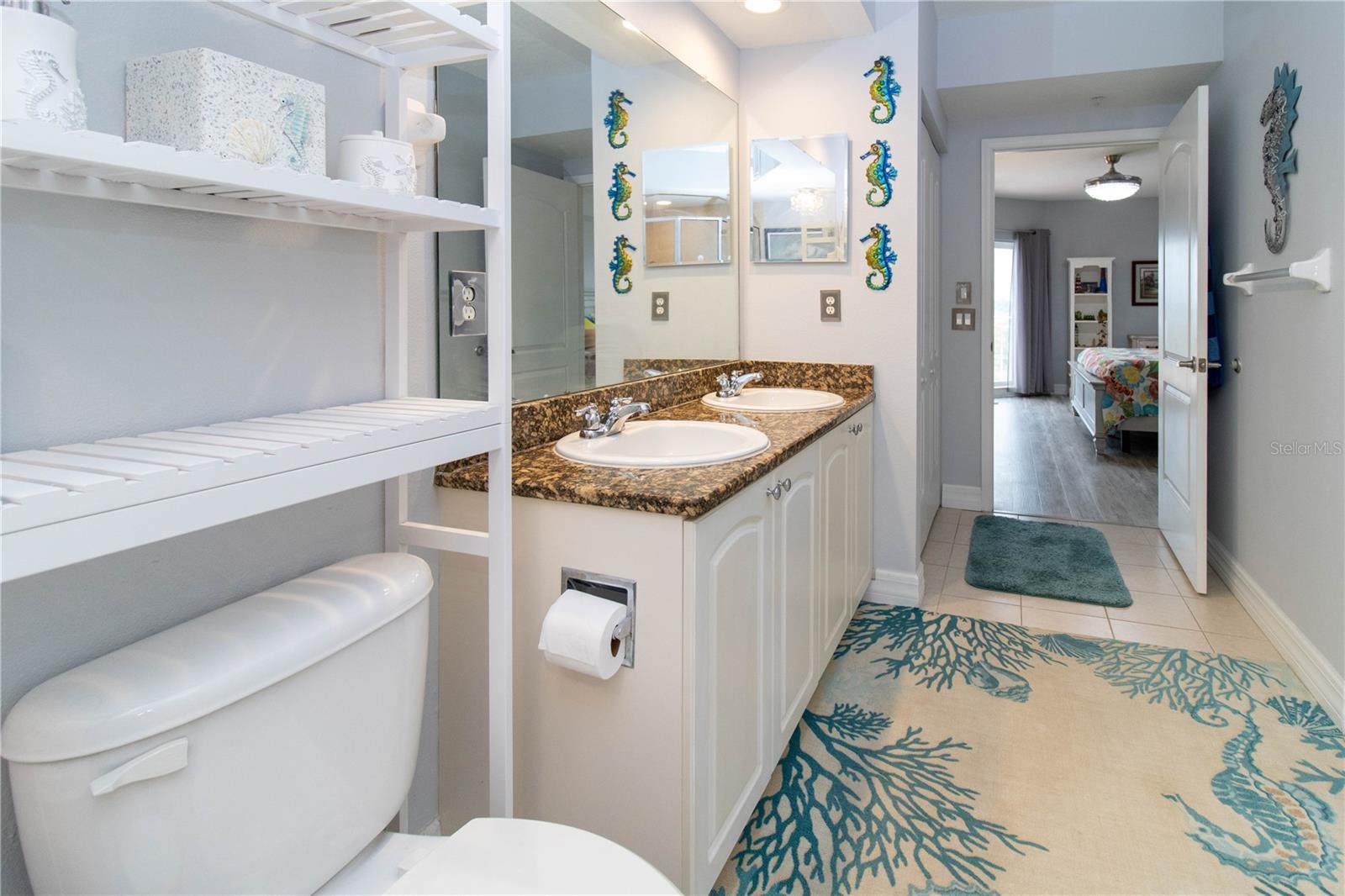 SEAVIEW PLACE - Residential