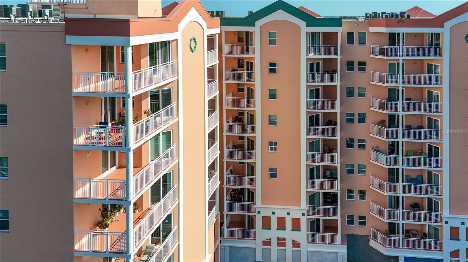 SEAVIEW PLACE - Residential