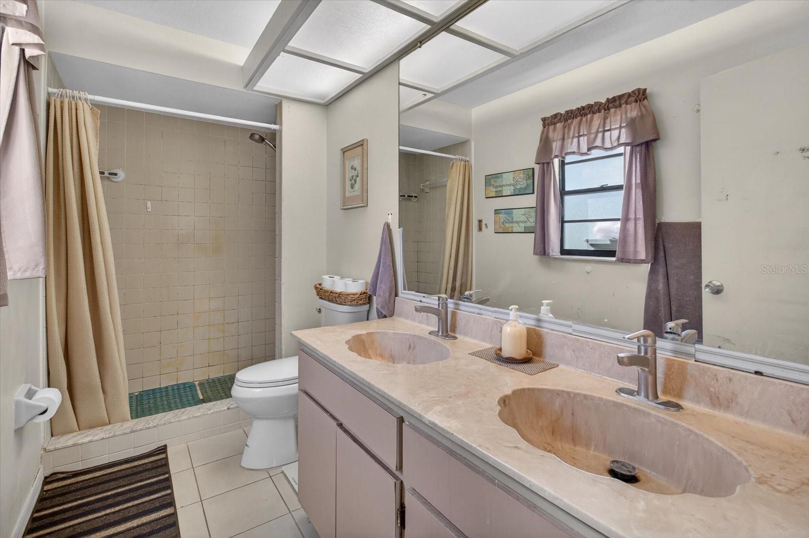 SPRING LAKE - Residential