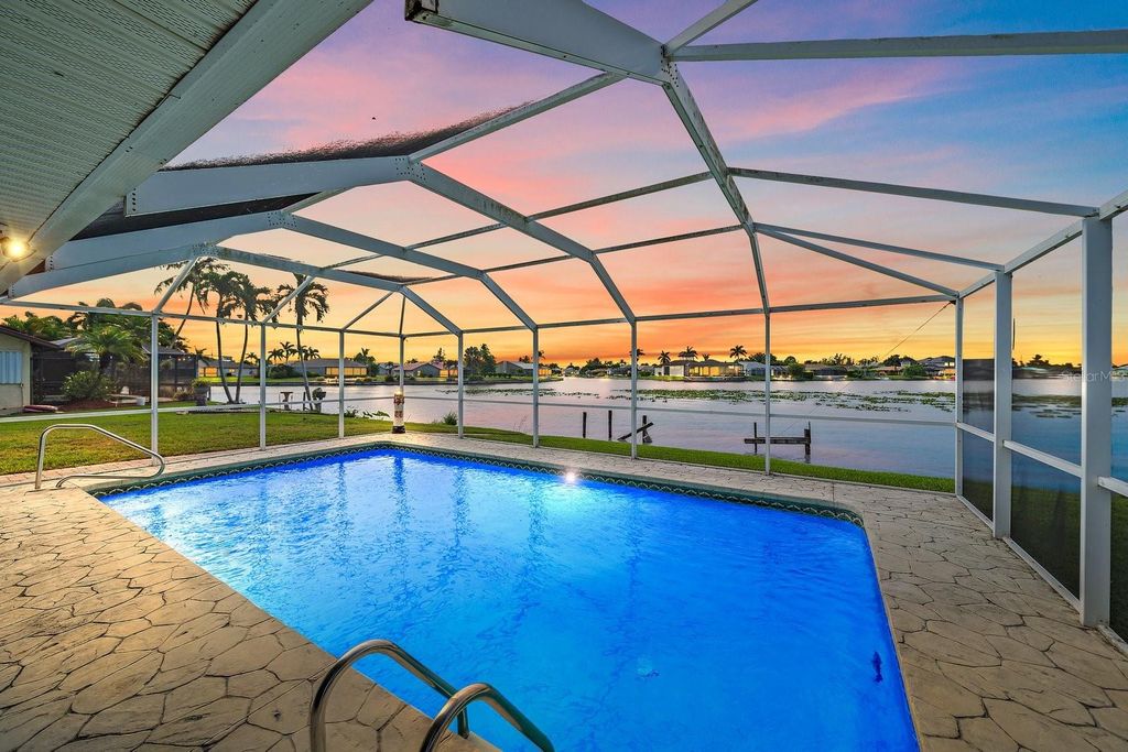 Photo of 1008 SW 4th Place, Cape Coral, FL 33991 (MLS # A4668714)