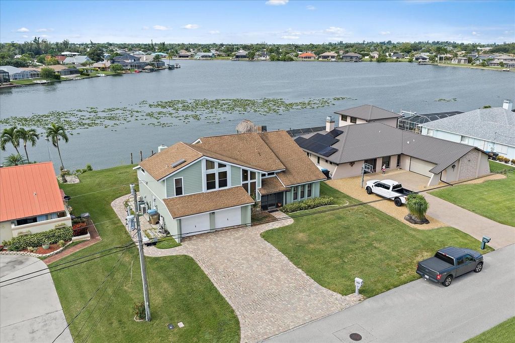 Photo of 1008 SW 4th Place, Cape Coral, FL 33991 (MLS # A4668714)