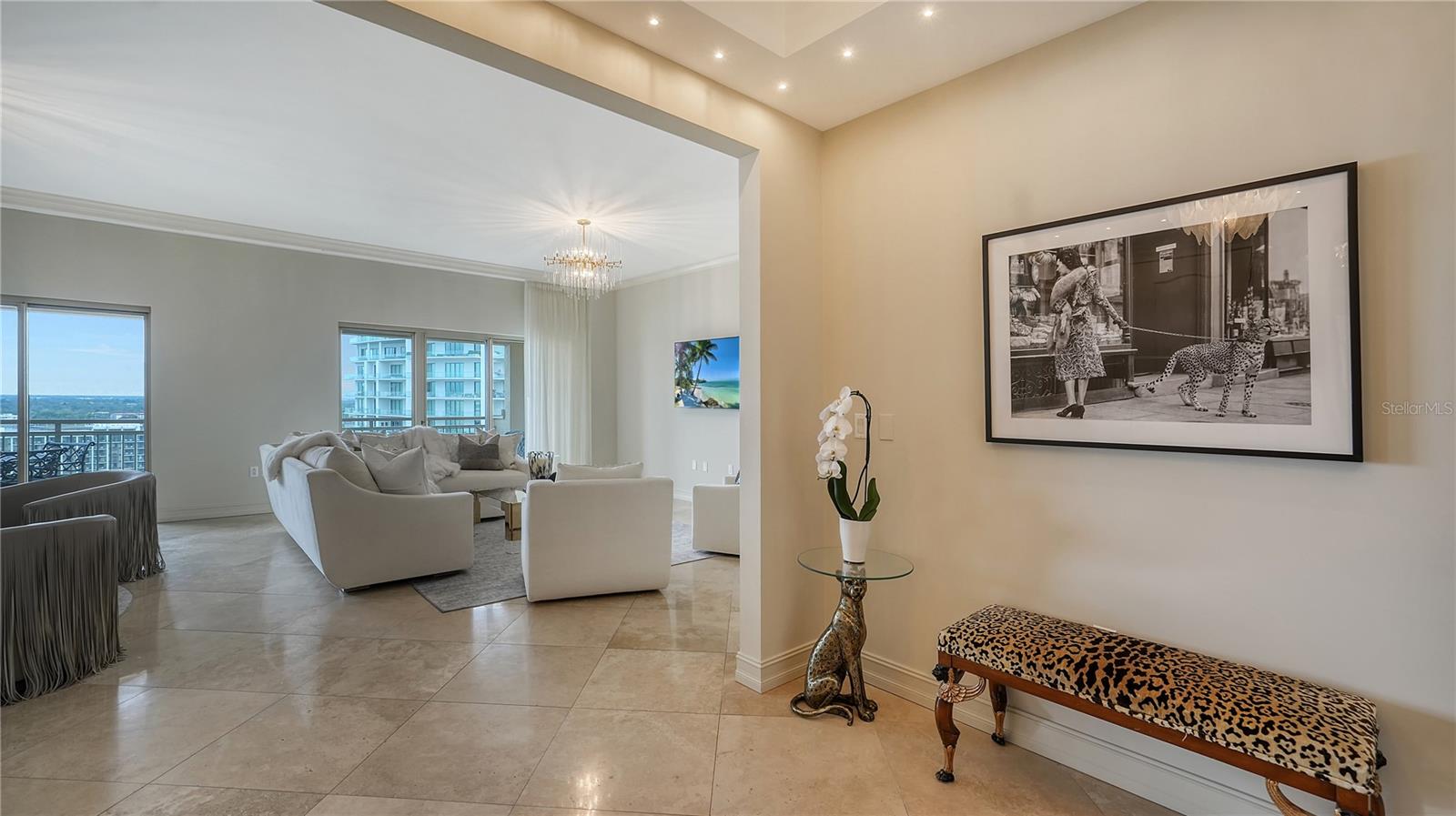 THE RESIDENCES - Residential