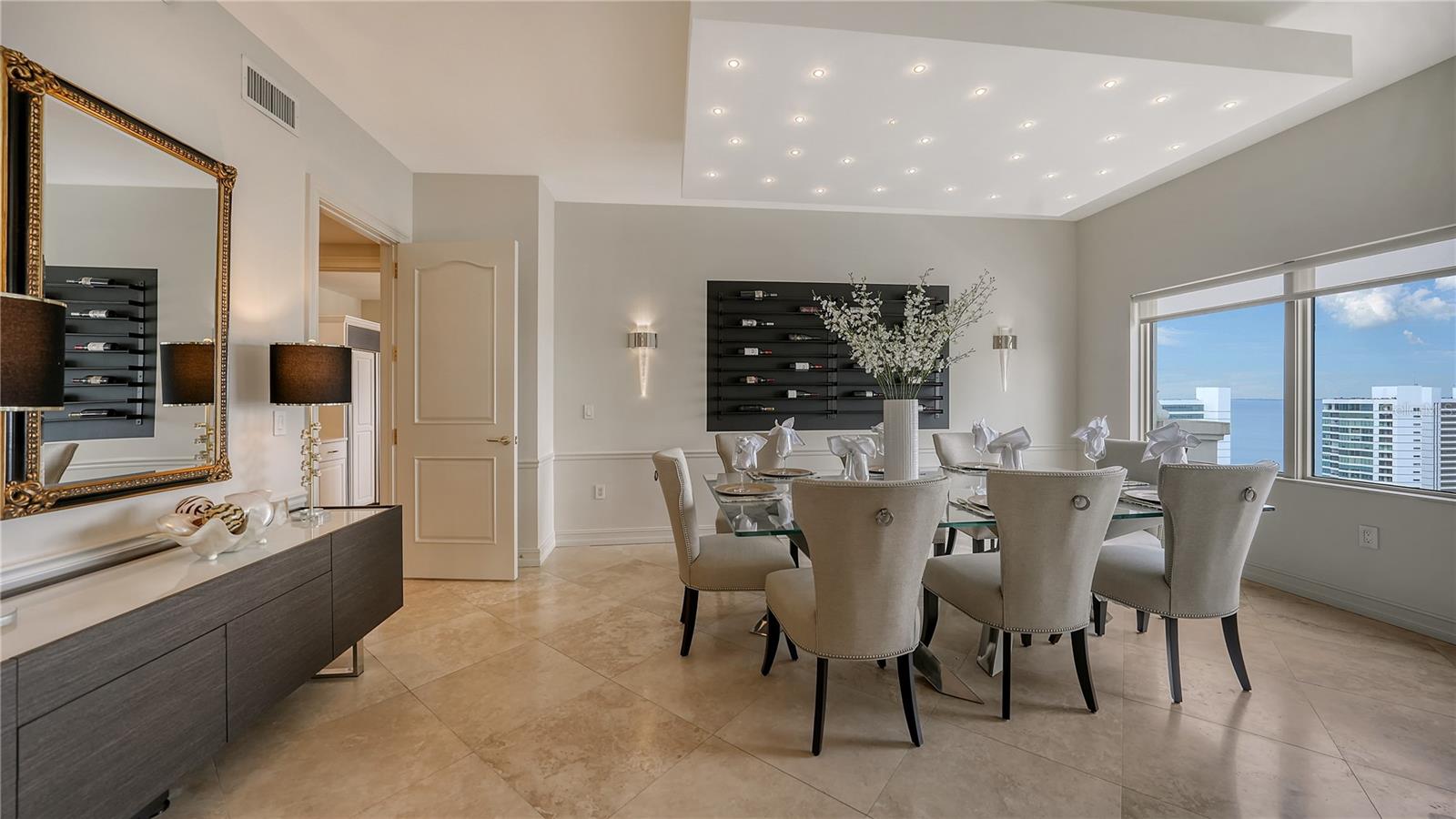 THE RESIDENCES - Residential