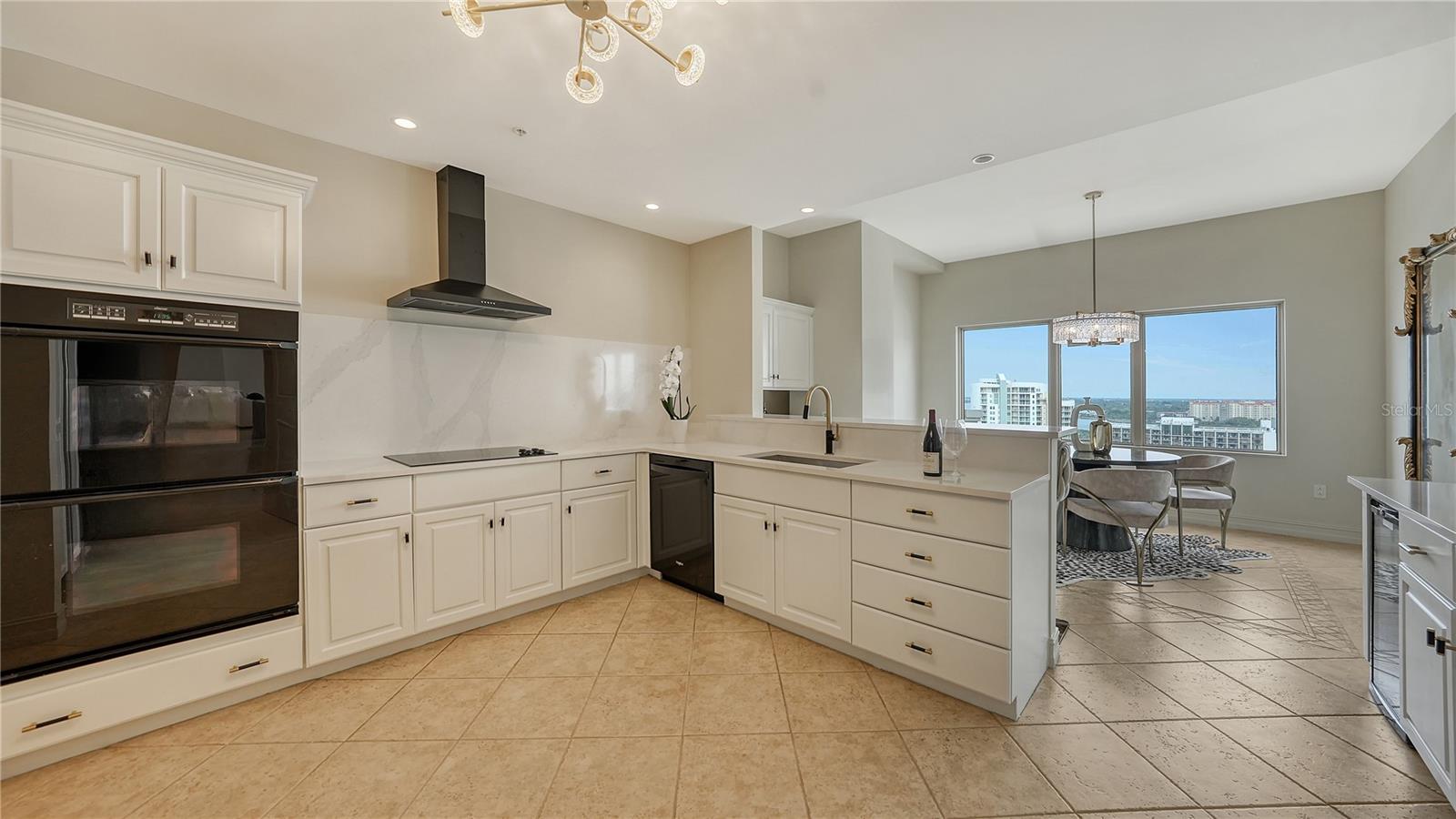 THE RESIDENCES - Residential