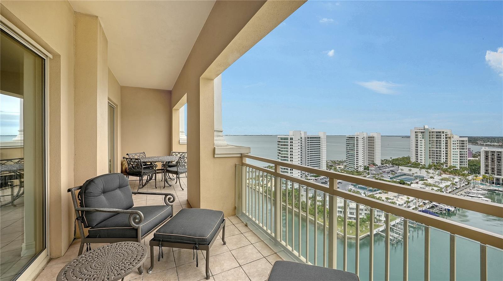 THE RESIDENCES - Residential